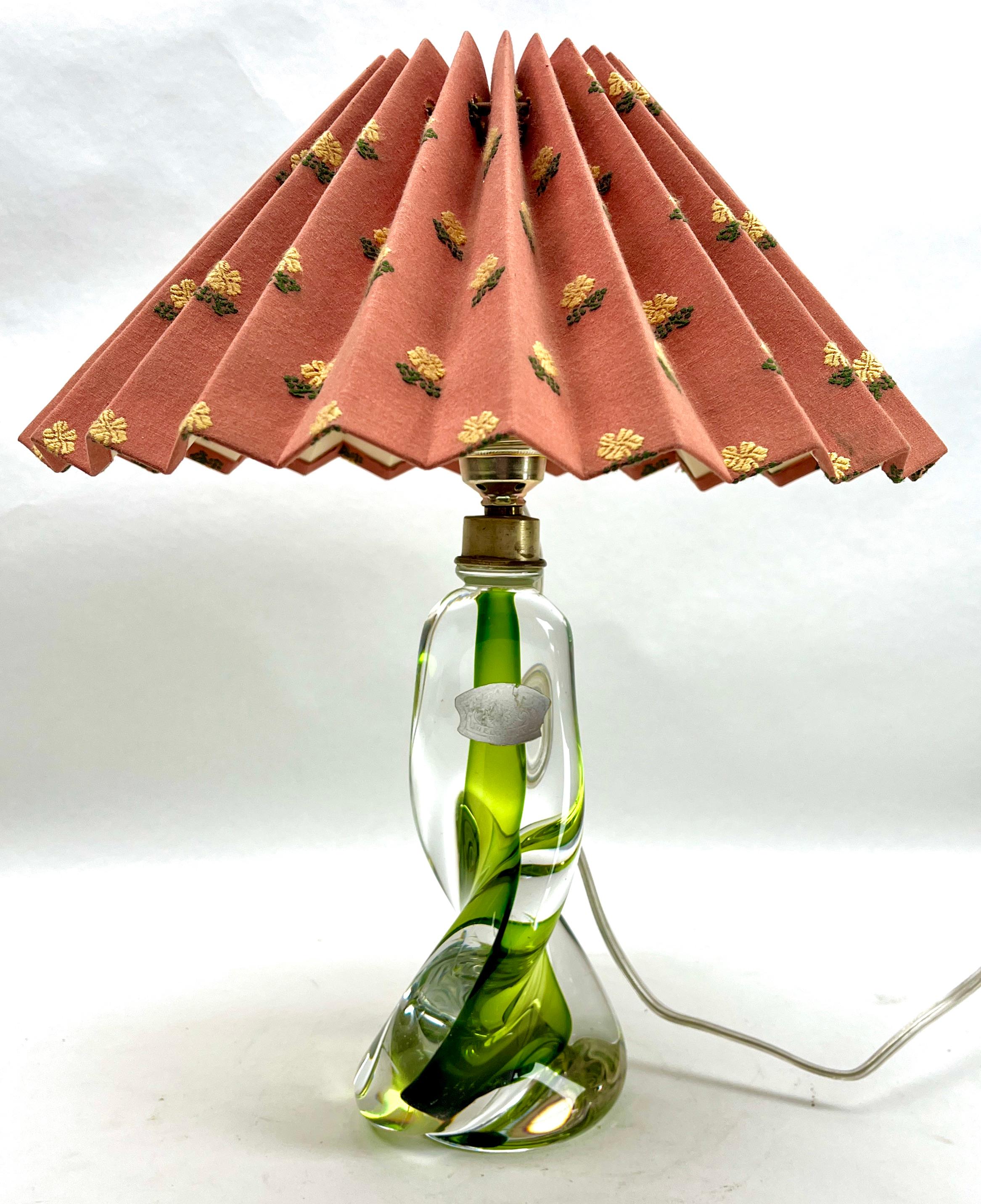 Mid-Century Modern Val Saint Lambert Sommerso Technique Twisted Light Crystal Table Lamp Signed