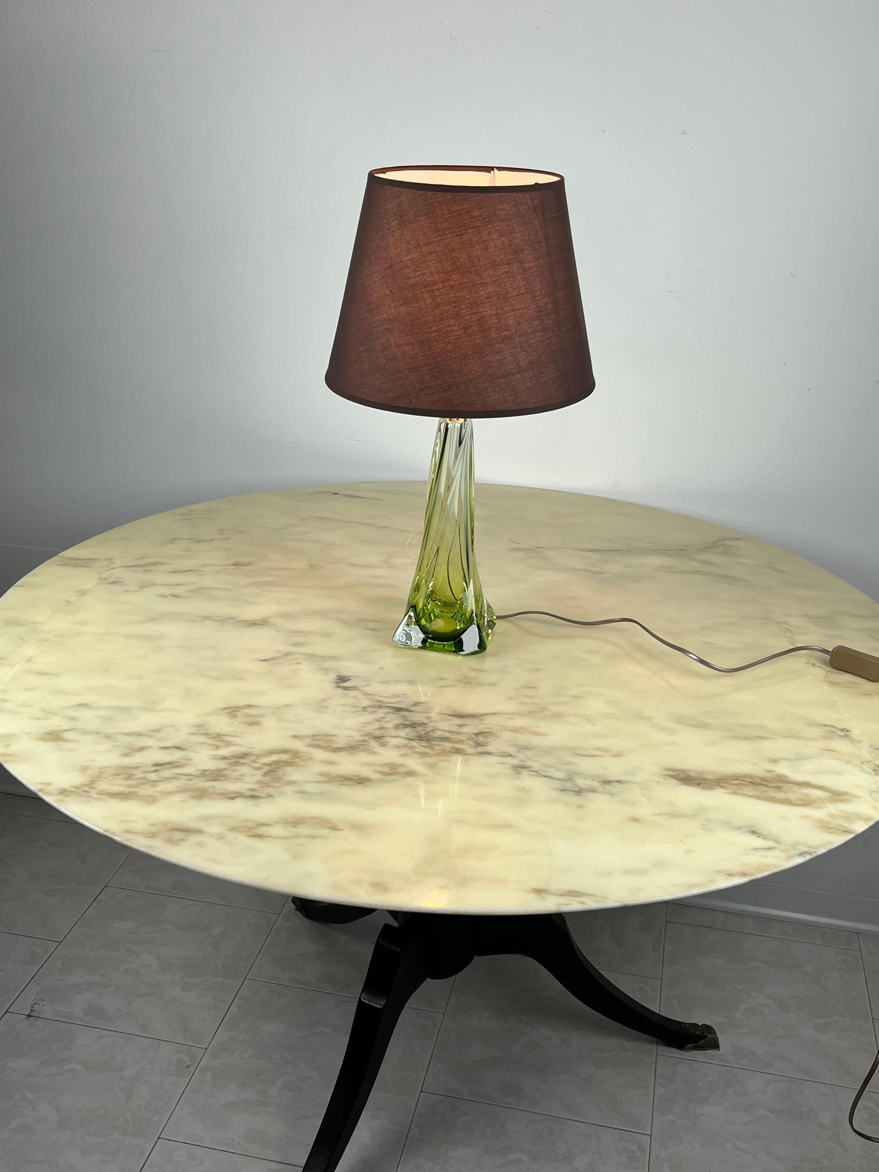 Milieu du XXe siècle Lampe de table Val Saint Lambert, cristal de plomb, Belgique, années 1950 en vente