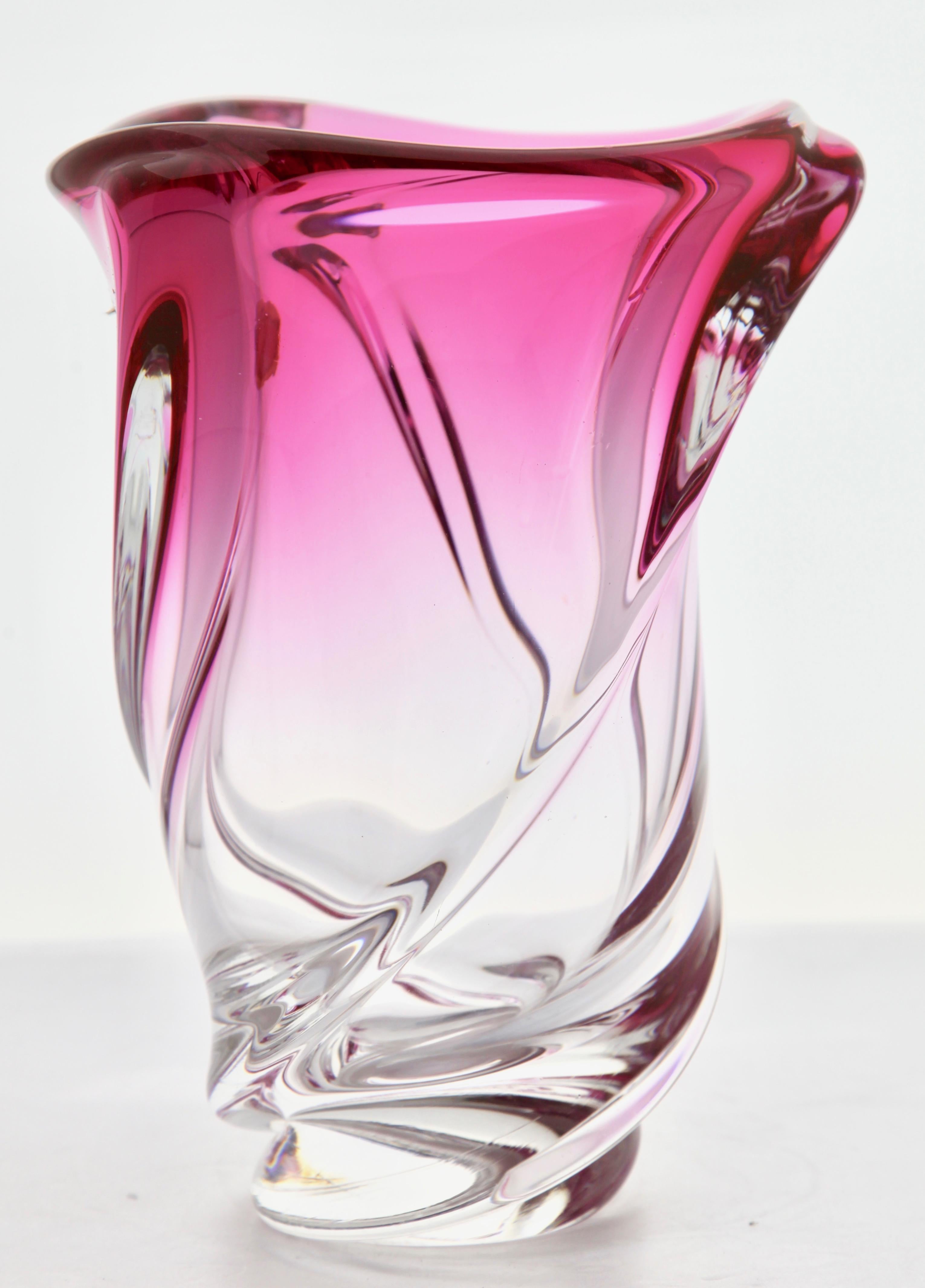Vase en cristal du Val Saint Lambert avec étiquette, Belgique, en excellent état, années 1950 Bon état - En vente à Verviers, BE