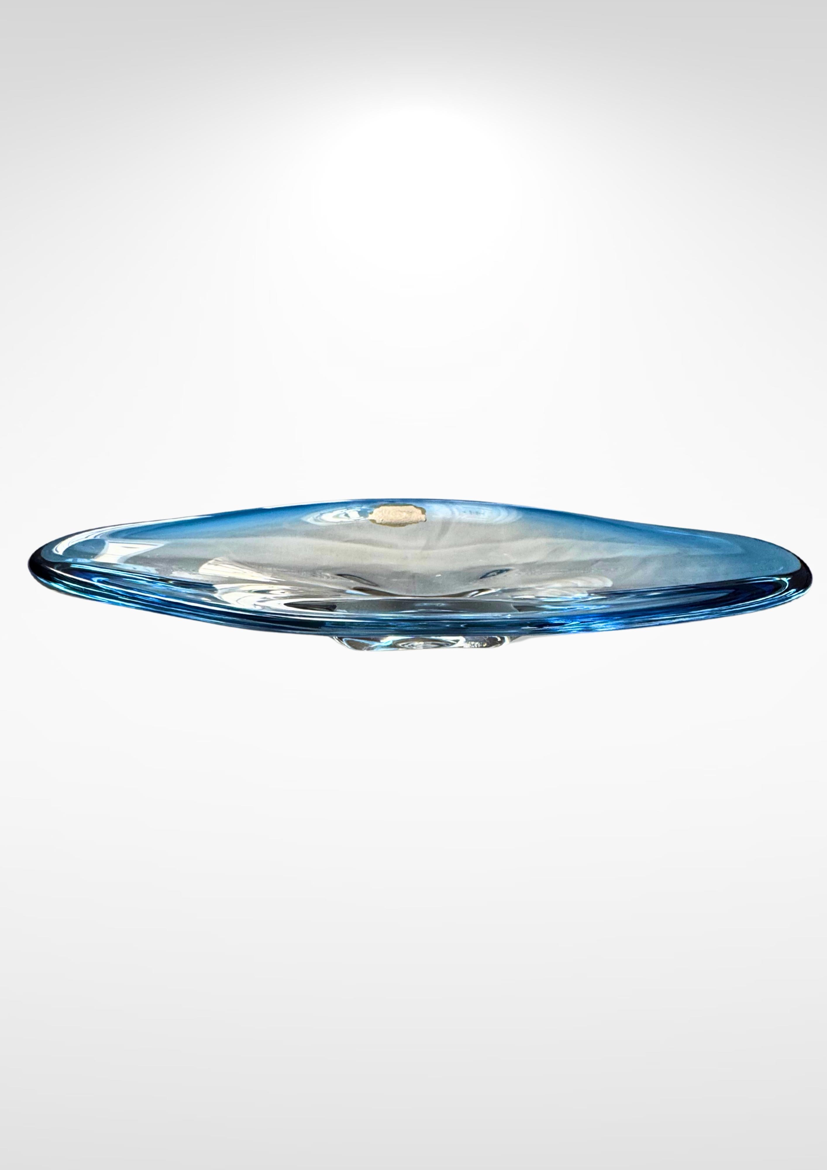Mid-Century Modern Val Saint Lambeth Glass Crystal Oval blue Centrepiece Dish Signed For Sale