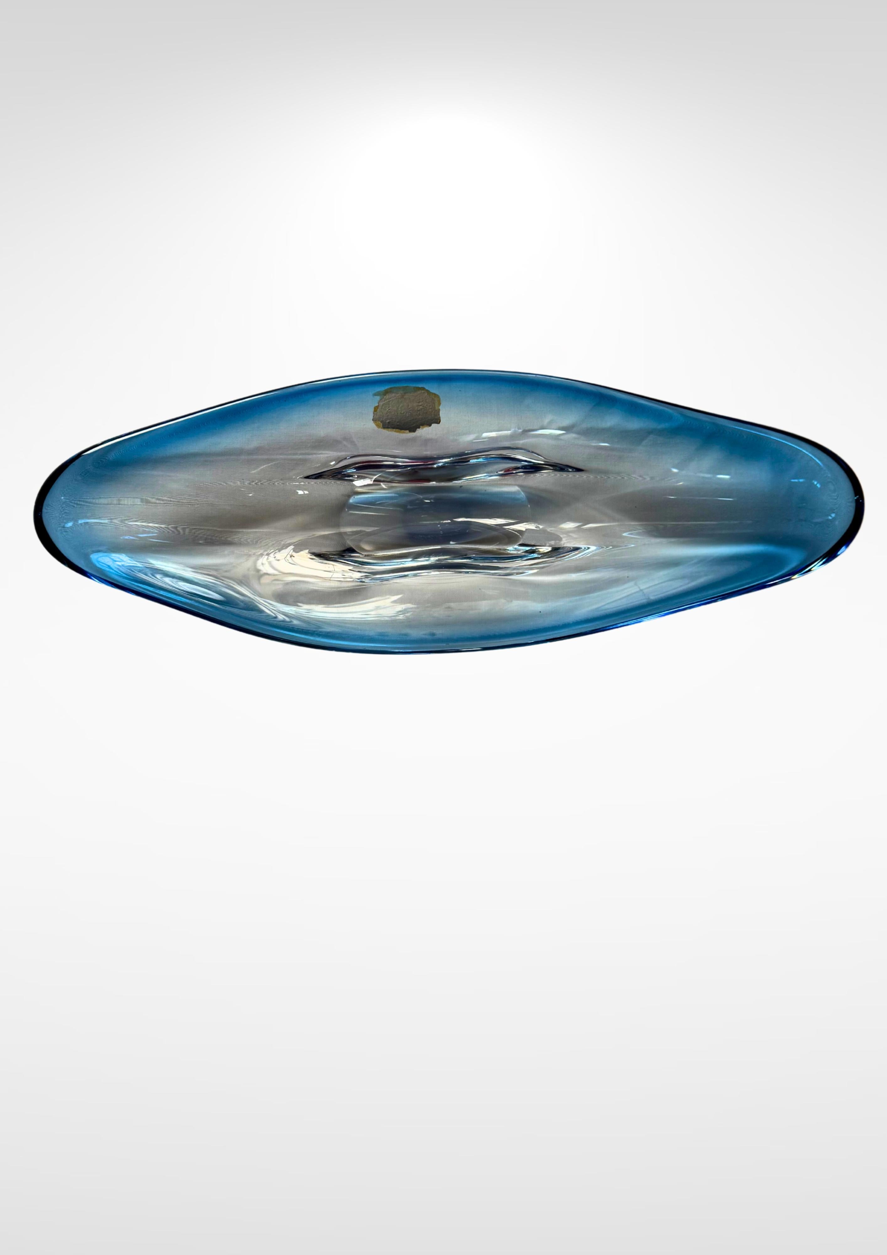 20th Century Val Saint Lambeth Glass Crystal Oval blue Centrepiece Dish Signed For Sale