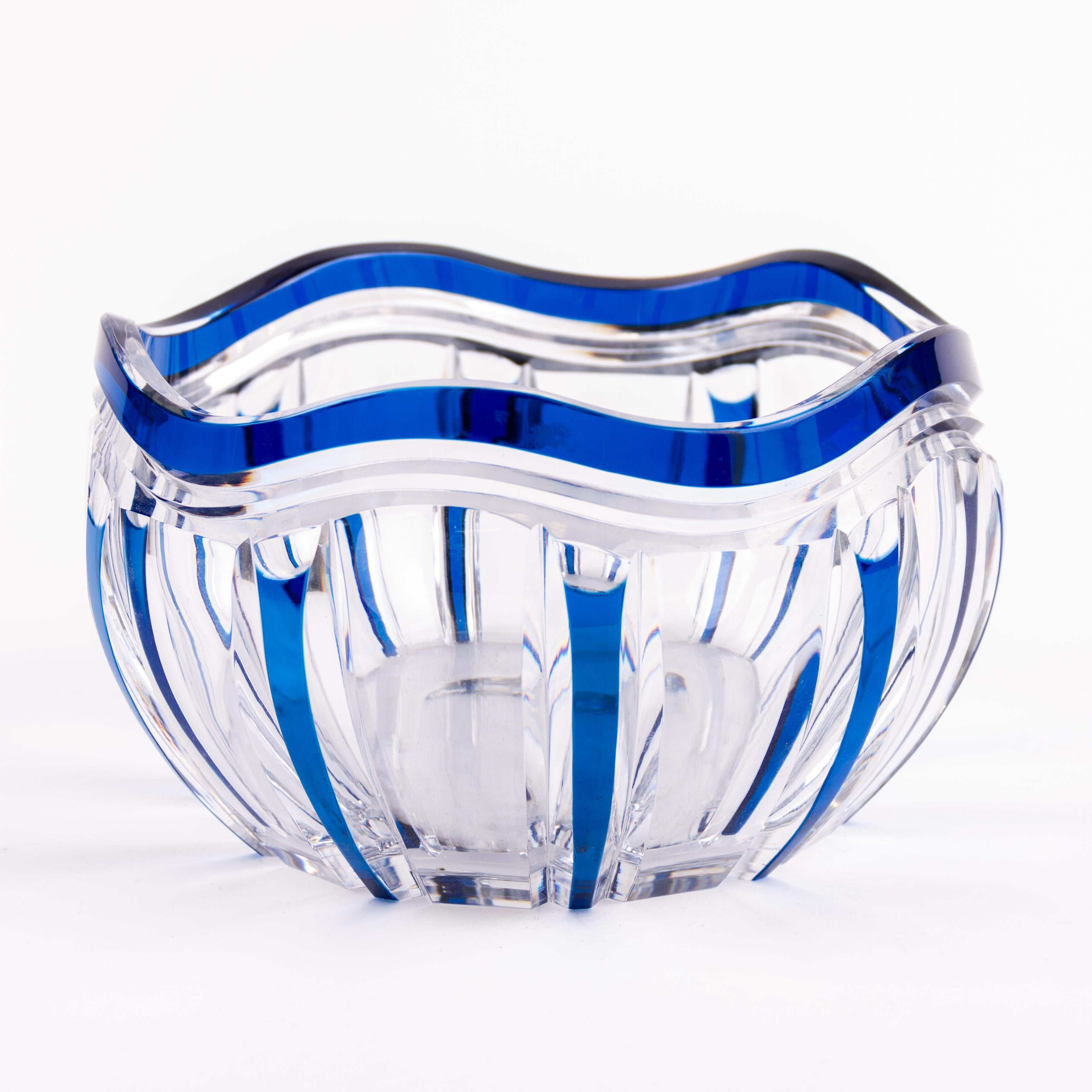 Val St Lambert Art Deco Belgian Centrepiece Crystal Glass Bowl by Joseph Simon
Good condition
Free international shipping.