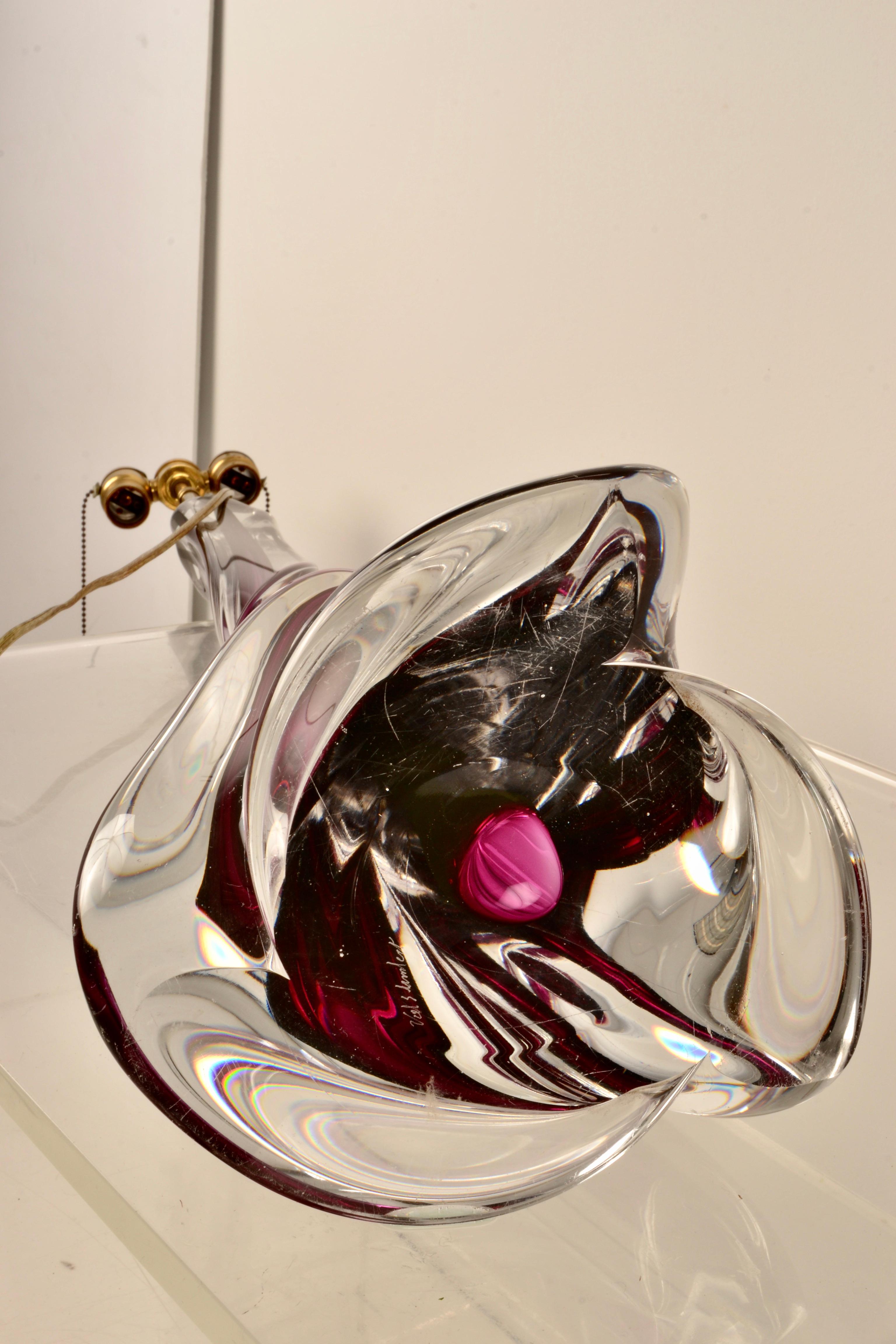 Val. St. Lambert Art Glass Table Lamp, Large Size In Good Condition For Sale In Norwalk, CT