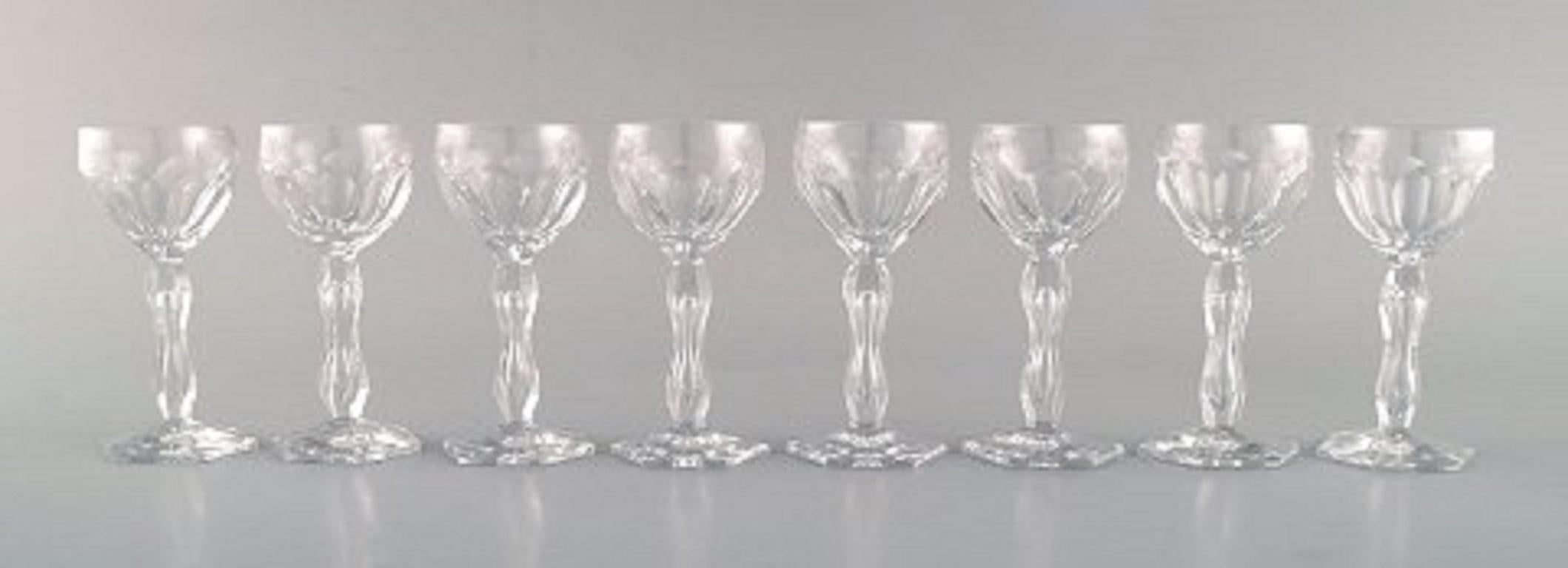 Val St. Lambert, Belgium. Eight Lalaing glasses in mouth-blown crystal glass, 1950s-1960s.
Measures: 10 x 4.5 cm.
In very good condition.