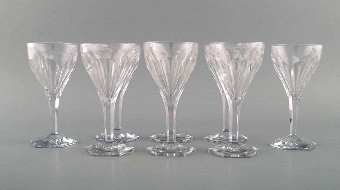 Val St. Lambert, Belgium. Eight Legagneux white wine glasses in clear mouth-blown crystal glass. 
Mid-20th century.
Measures: 14 x 7 cm
In perfect condition.