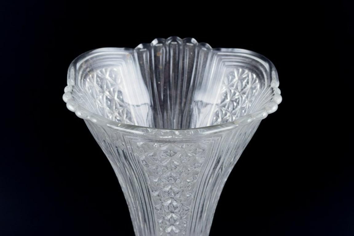 Val St. Lambert, Belgium. Elegant two-part Art Deco centerpiece in art glass.  For Sale 2