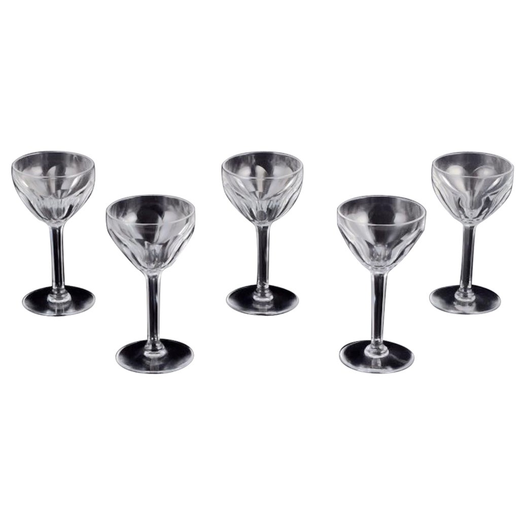 Val St. Lambert, Belgique. Ensemble de cinq verres à vin blanc Art Déco en cristal