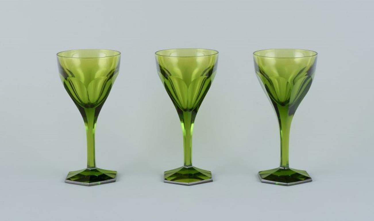Val St. Lambert, Belgium. Set of three green Legagneux crystal glasses In Excellent Condition For Sale In Copenhagen, DK