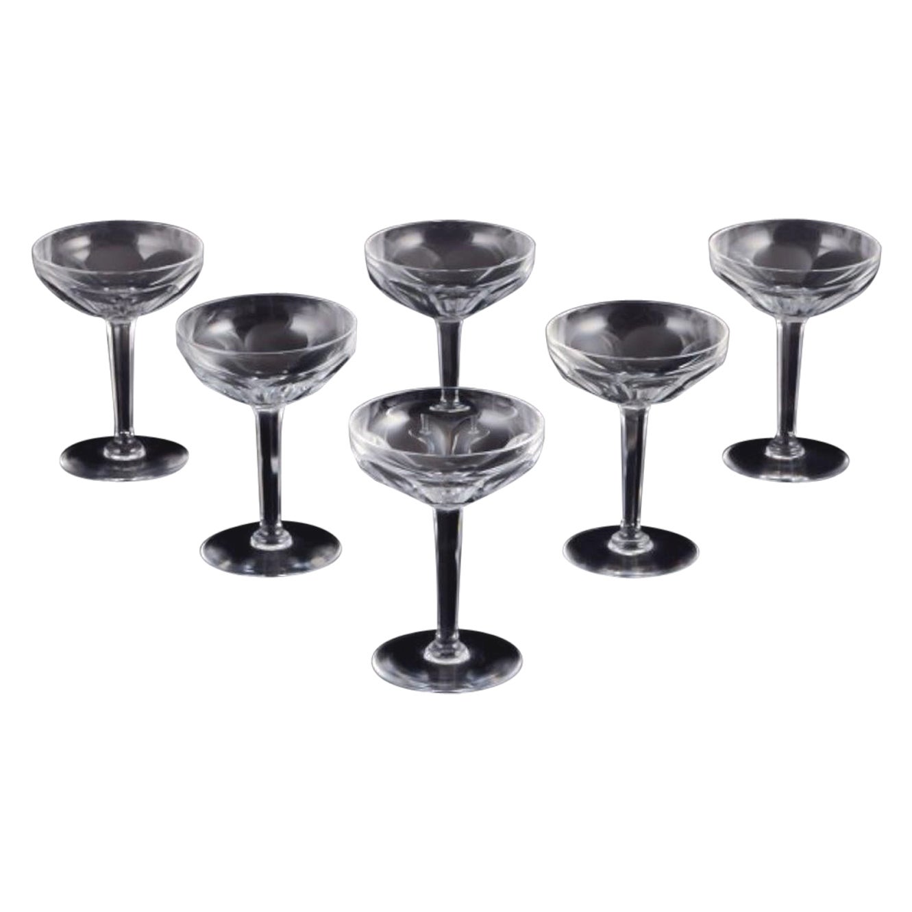Val St. Lambert, Belgium. Six Art Deco champagne coupes in crystal, 1930s/40s