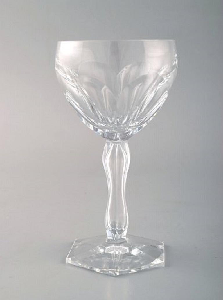 Val St. Lambert, Belgium. Two Lalaing glasses in mouth-blown crystal glass, 1950s-1960s.
Measures: 14.3 x 7.5 cm.
In very good condition.