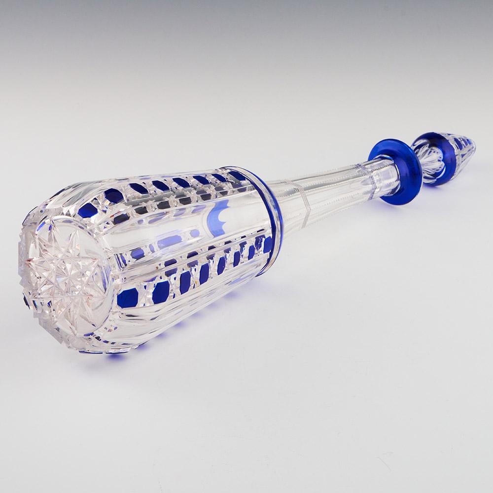 Carafe Val St Lambert bleue taillée en clair vers 1910 Bon état - En vente à Tunbridge Wells, GB