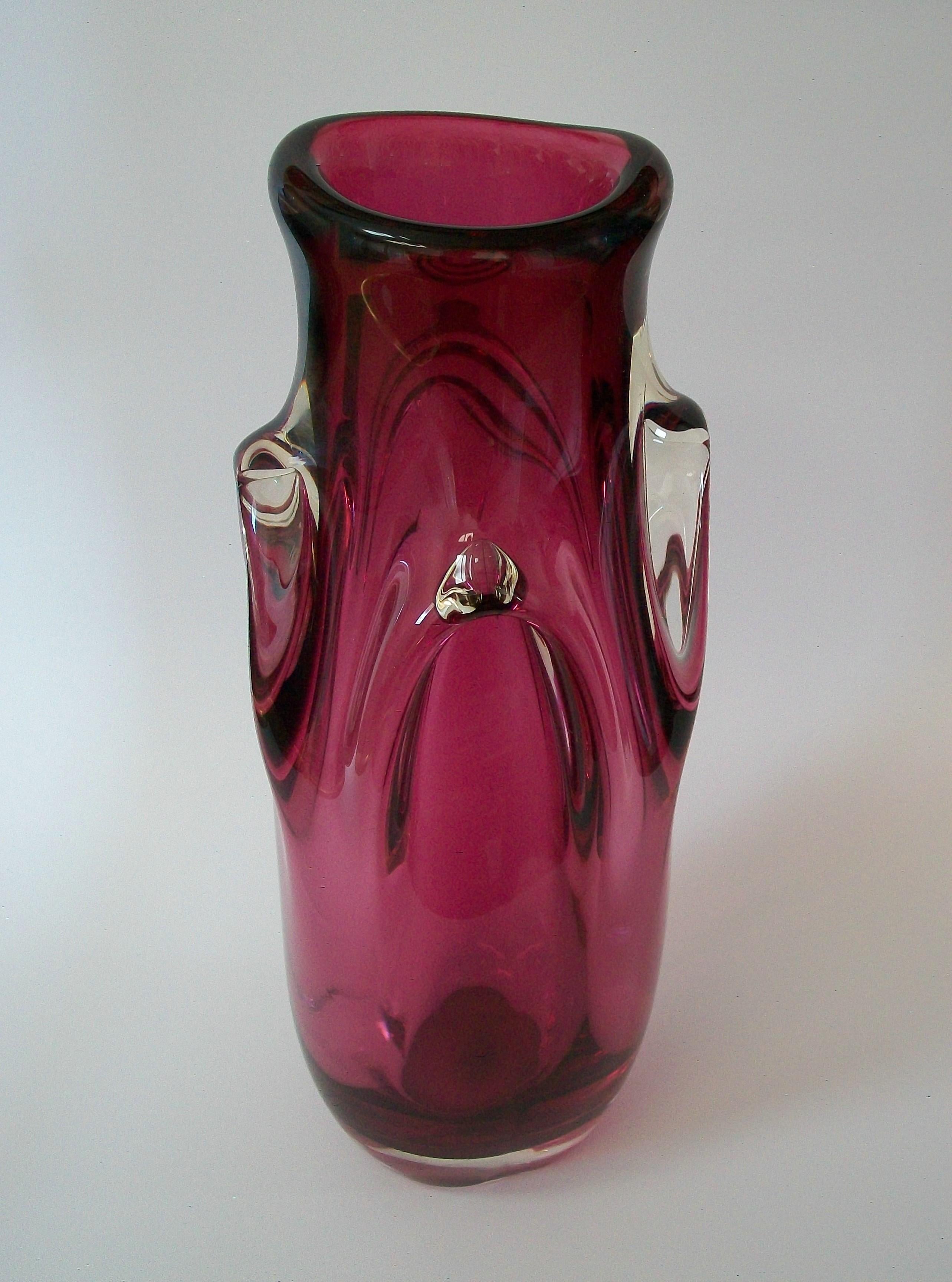 Val St. Lambert, Guido Bon, Pink & Clear Glass Vase, Belgium, circa 1950's In Good Condition In Chatham, ON