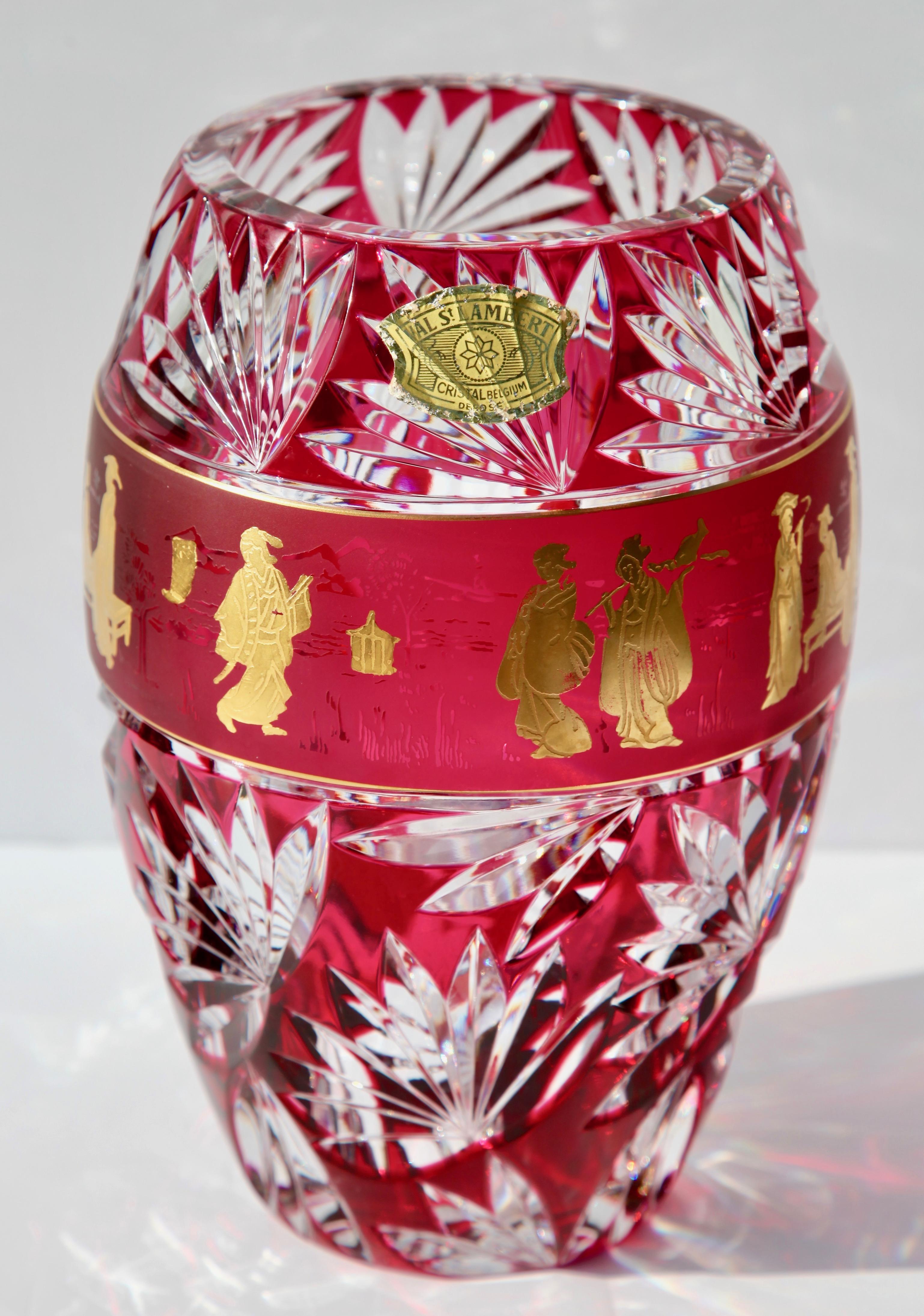 Val Saint-Lambert

Fait partie des pièces de prestige, des chefs-d'œuvre du Val St Lambert. Or décoré.
Val Saint Lambert Bowl Derby Val Saint-Lambert Prix d'entreprise et cadeaux en cristal. L'art du cristal. Plongez dans le monde fascinant du