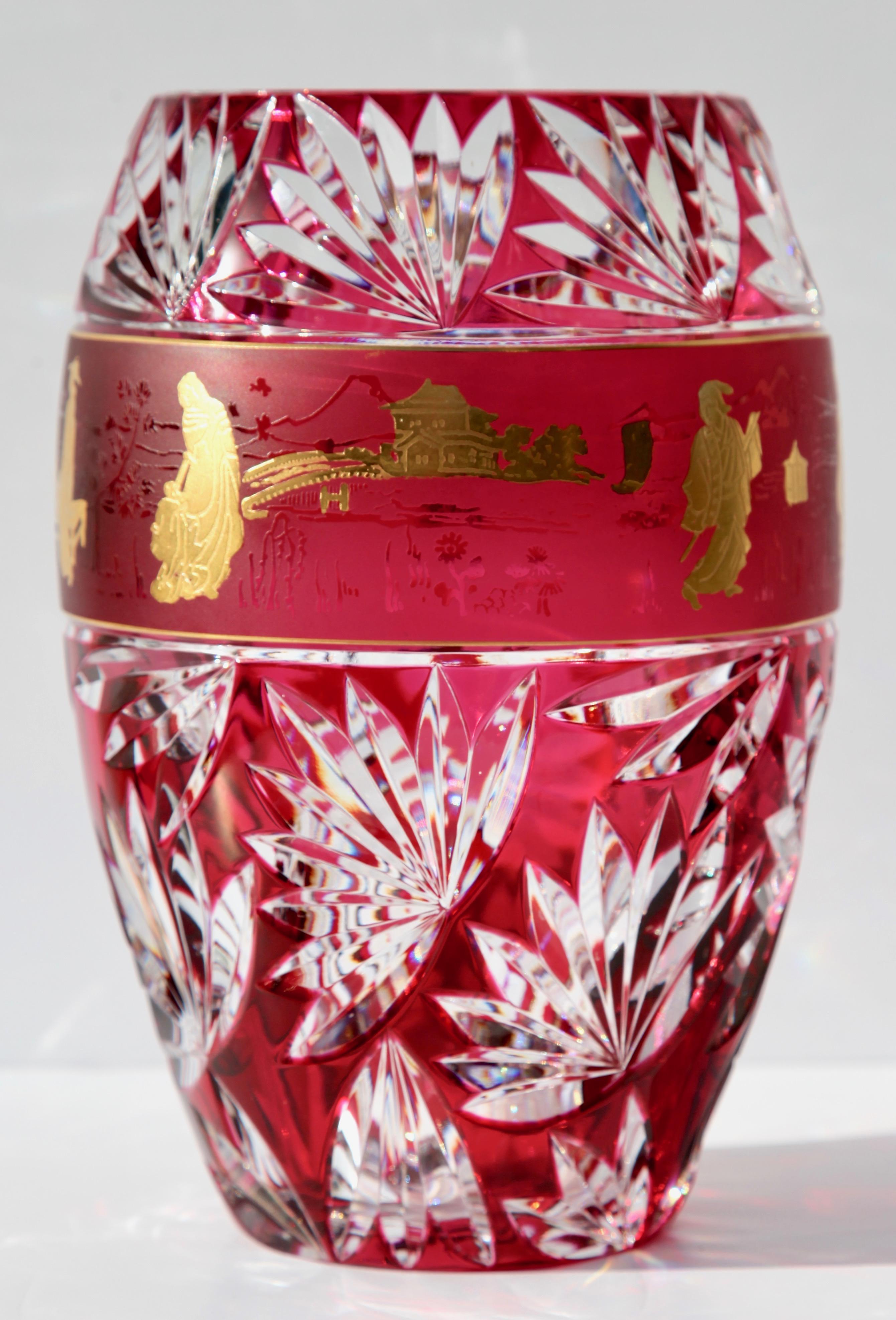 Art déco Val St Lambert 'Label' Masterpieces, vase en cristal décoré d'or et taillé à la main