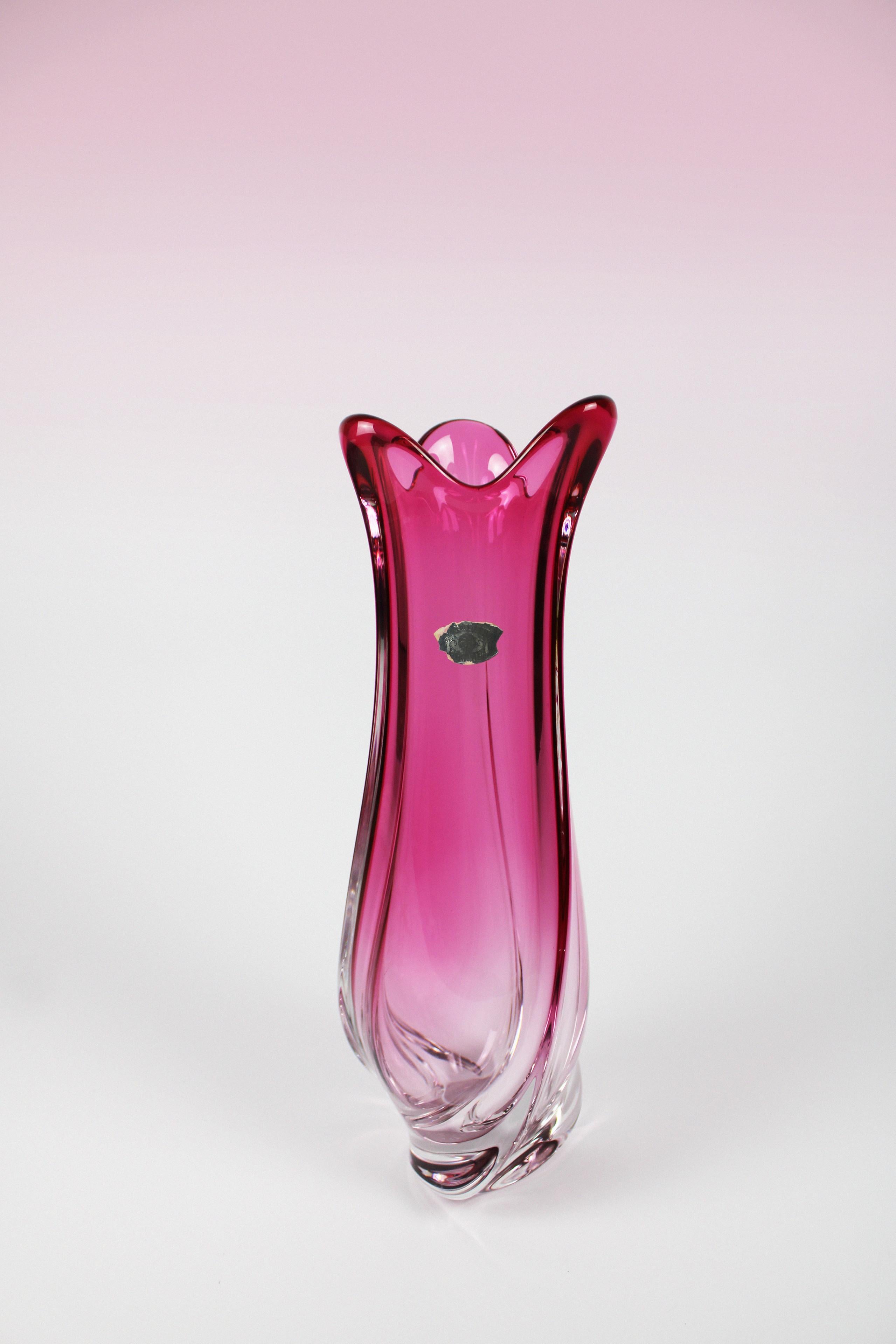 Mid-Century Modern Val St Lambert Vase Art Cristal Verre Rose Vintage Art Déco 1950's Belgique en vente