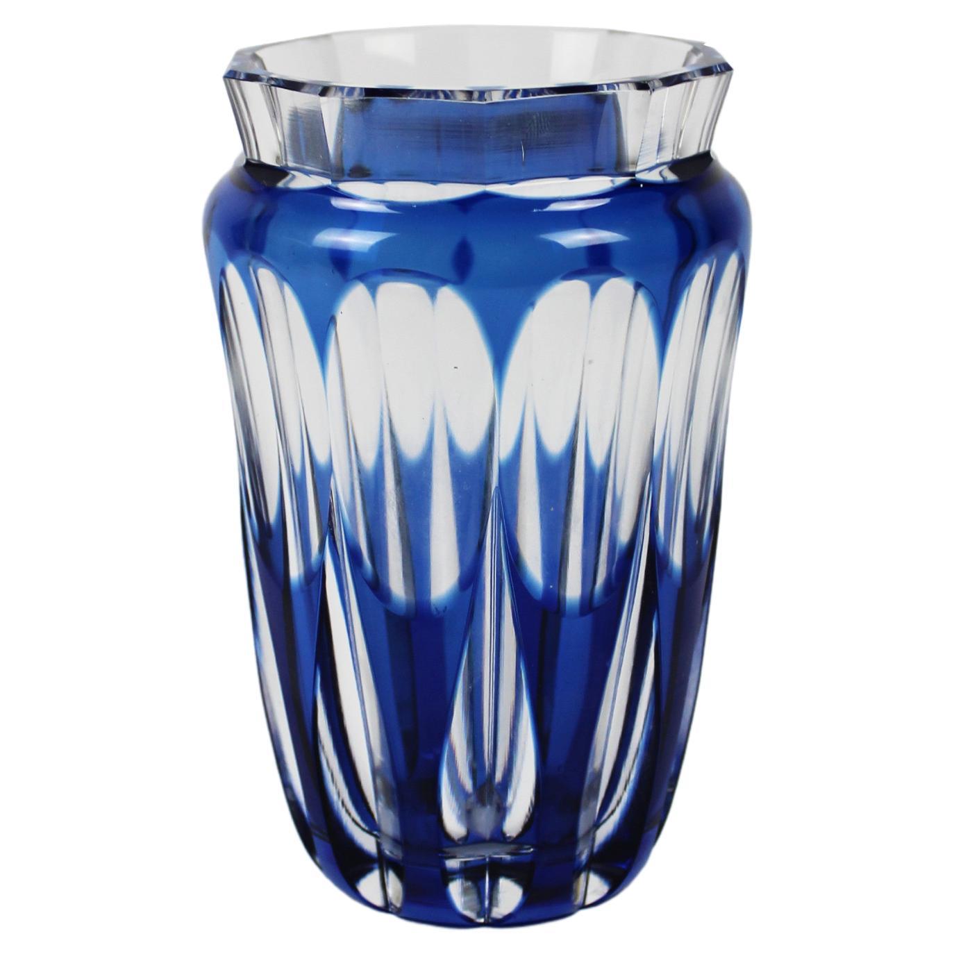 Vase Art Glass Crystal Blue Art Deco signé Val St Lambert, Belgique, années 1950 en vente