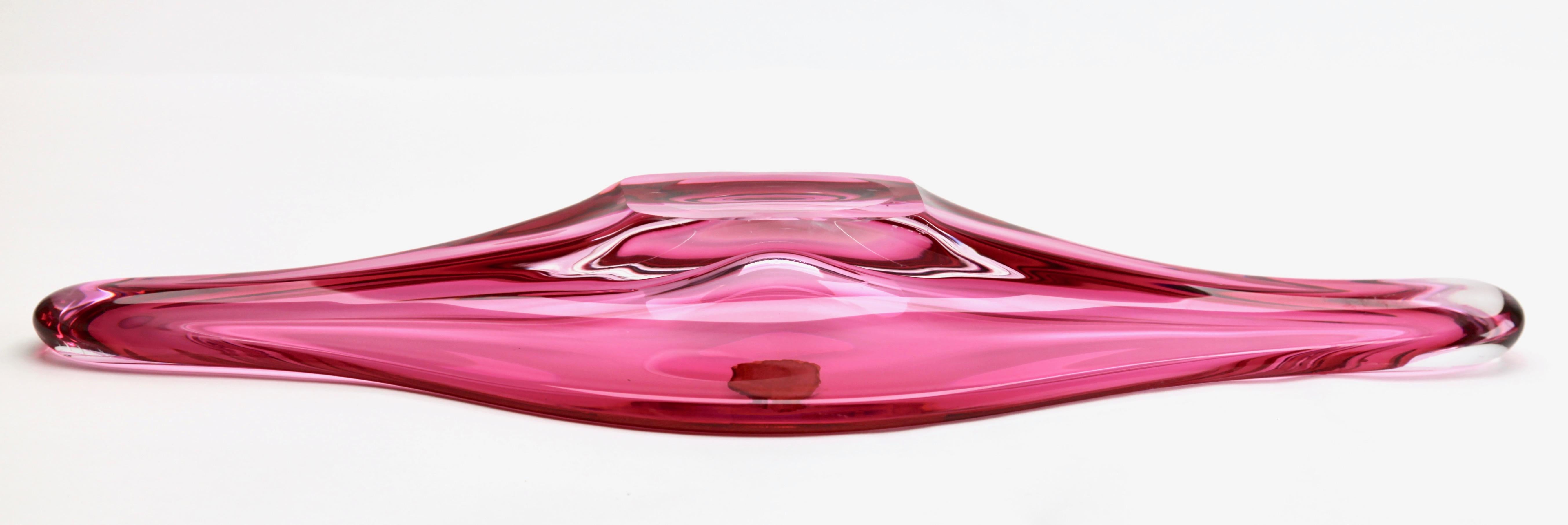 Crystal Val St Lambert, Vintage Stretched Fruit Bowl with Cranberry Core and Sommerso