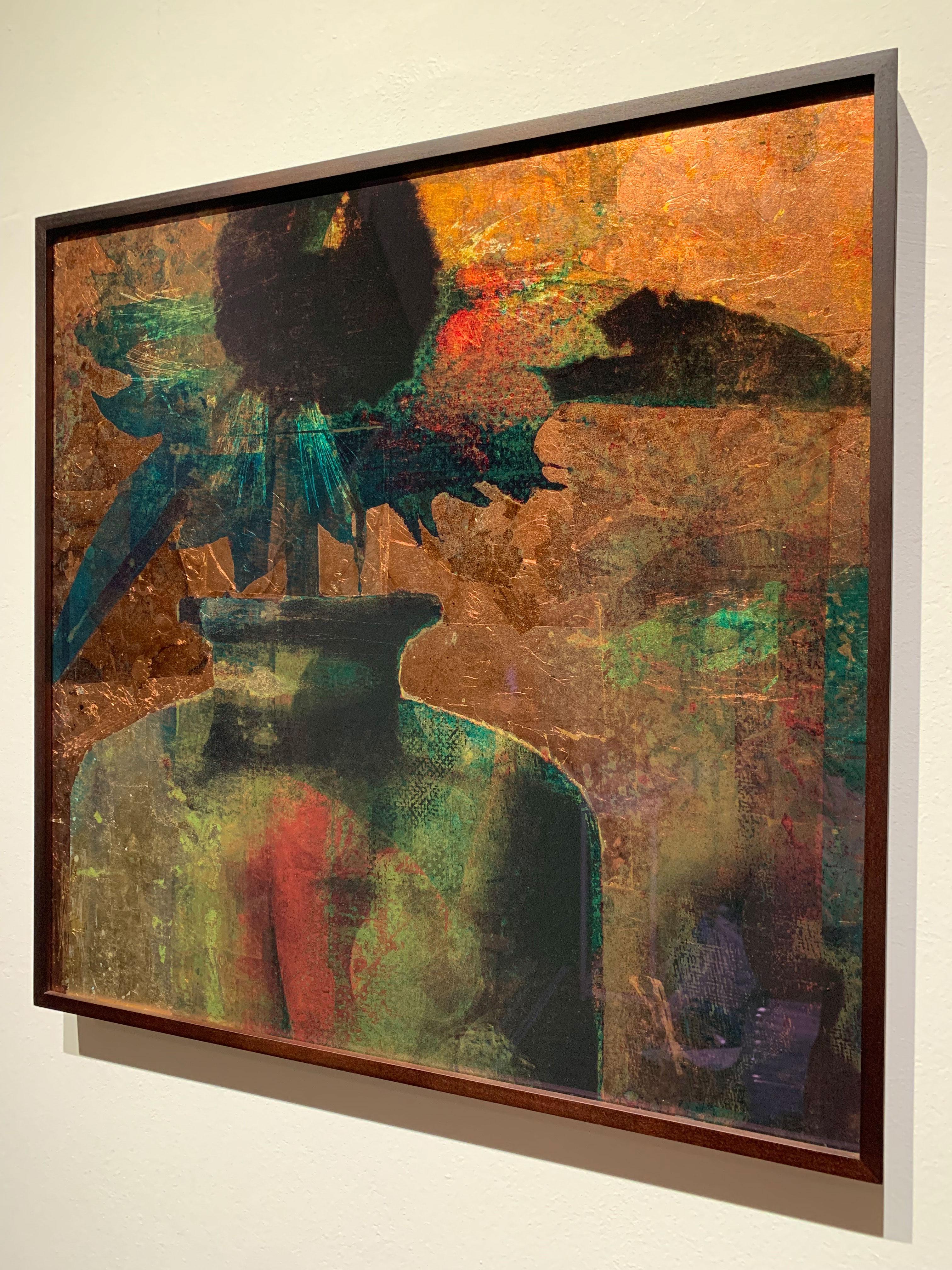 Impression sur verre de musée, avec feuille d'or rose, 23,4 carats et cuivre - Marron Still-Life Photograph par Valda Bailey