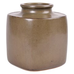 Grand vase carré moderne danois par Valdemar Petersen pour Bing & Grøndahl:: années 1960