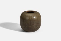 Valdemar Petersen, Vase, Brown Glazed Stoneware, Bing & Grøndahl, Denmark, 1950s