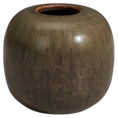 Valdemar Petersen, Vase, Brown Glazed Stoneware, Bing & Grøndahl, Denmark, 1950s
