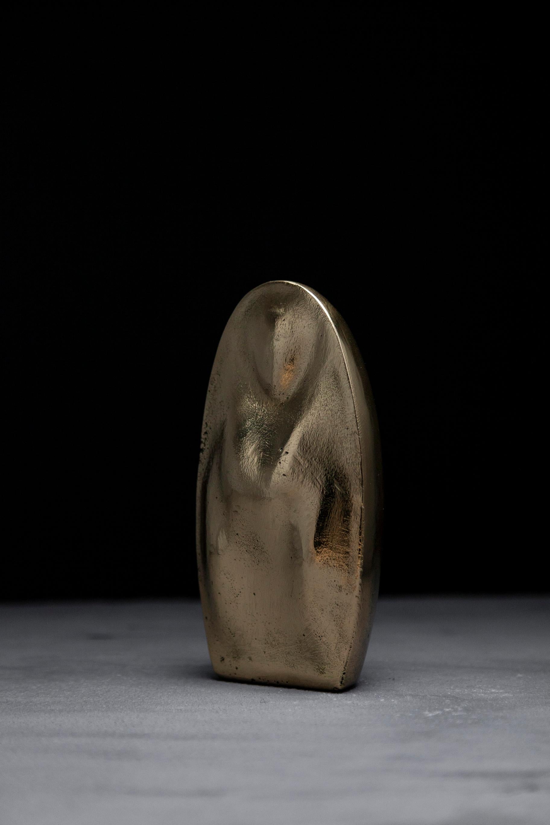 VALDIVIA Virgin Sculpture in Casted Bronze by ANDEAN, In Stock For Sale 4