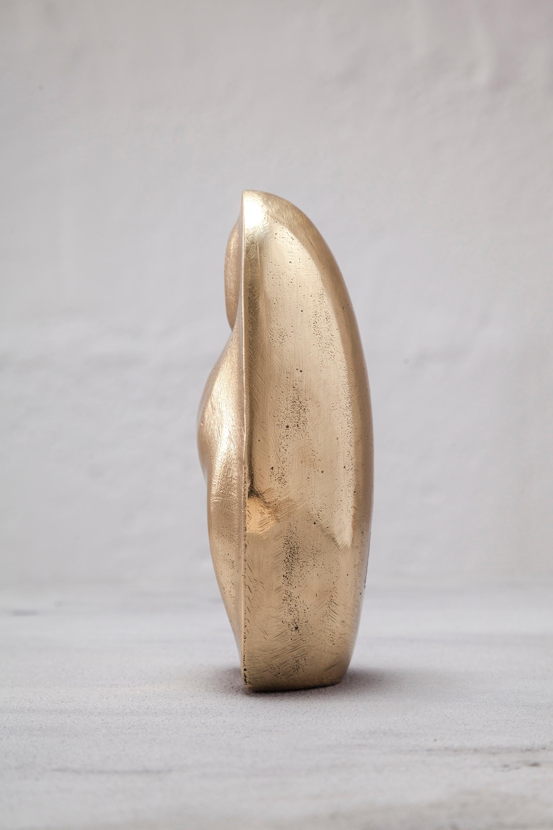 VALDIVIA Escultura Virgen en Bronce Fundido by ANDEAN, En Stock Ecuatoriano en venta