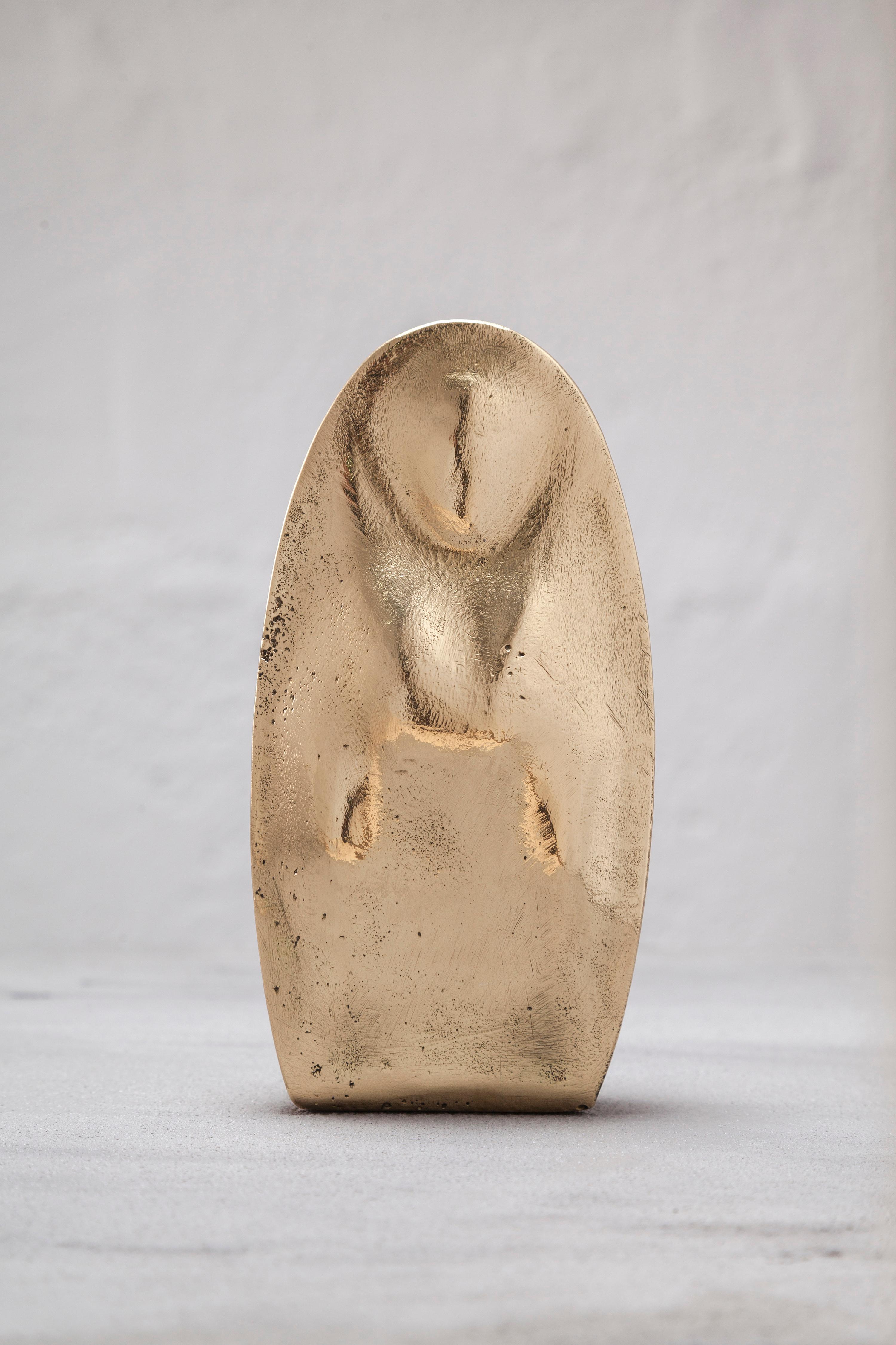 Ecuadoriano Scultura Vergine Valdivia in bronzo fuso lucido di Estudio Andean in vendita