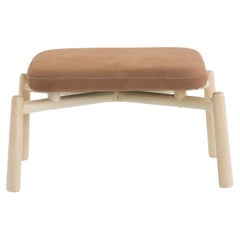 Ottomana Vale in legno massello brasiliano - Design minimalista con struttura sottile in Wood