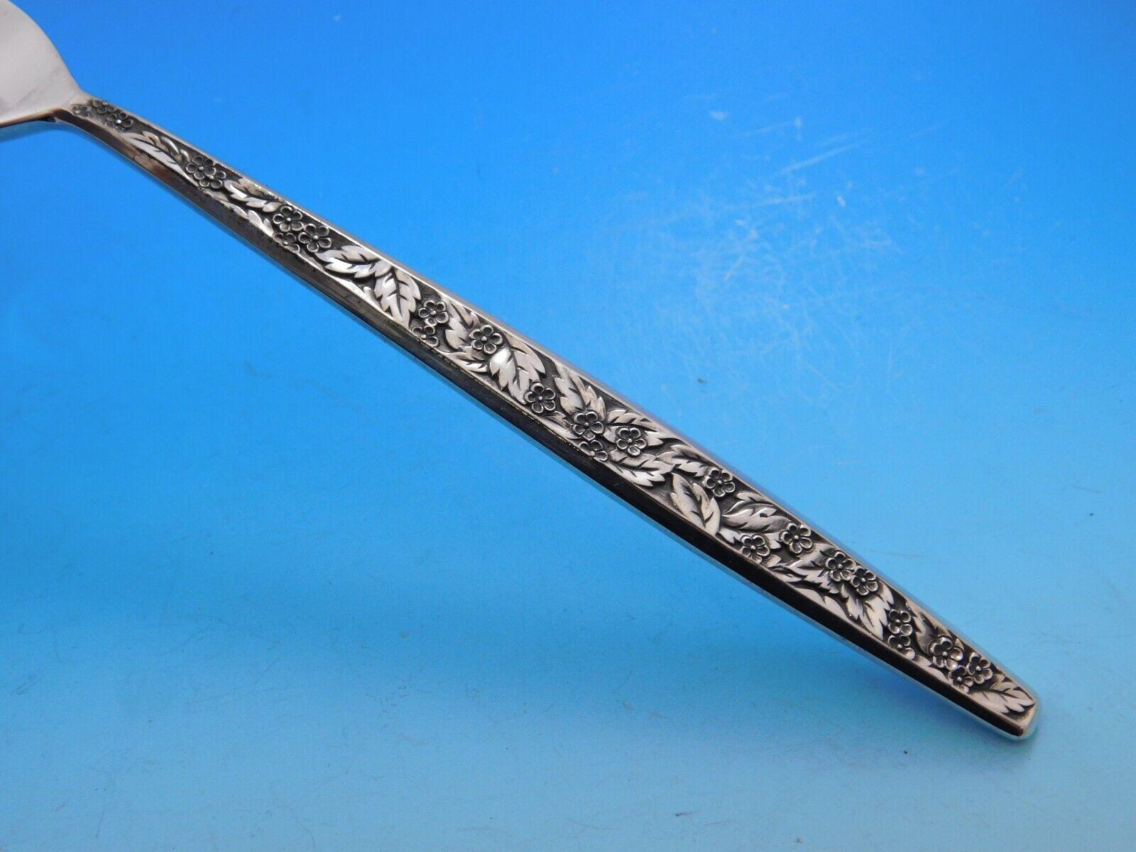 Valencia by International Sterling Set di posate in argento per 12 persone 48 pezzi In condizioni ottime in vendita a Big Bend, WI