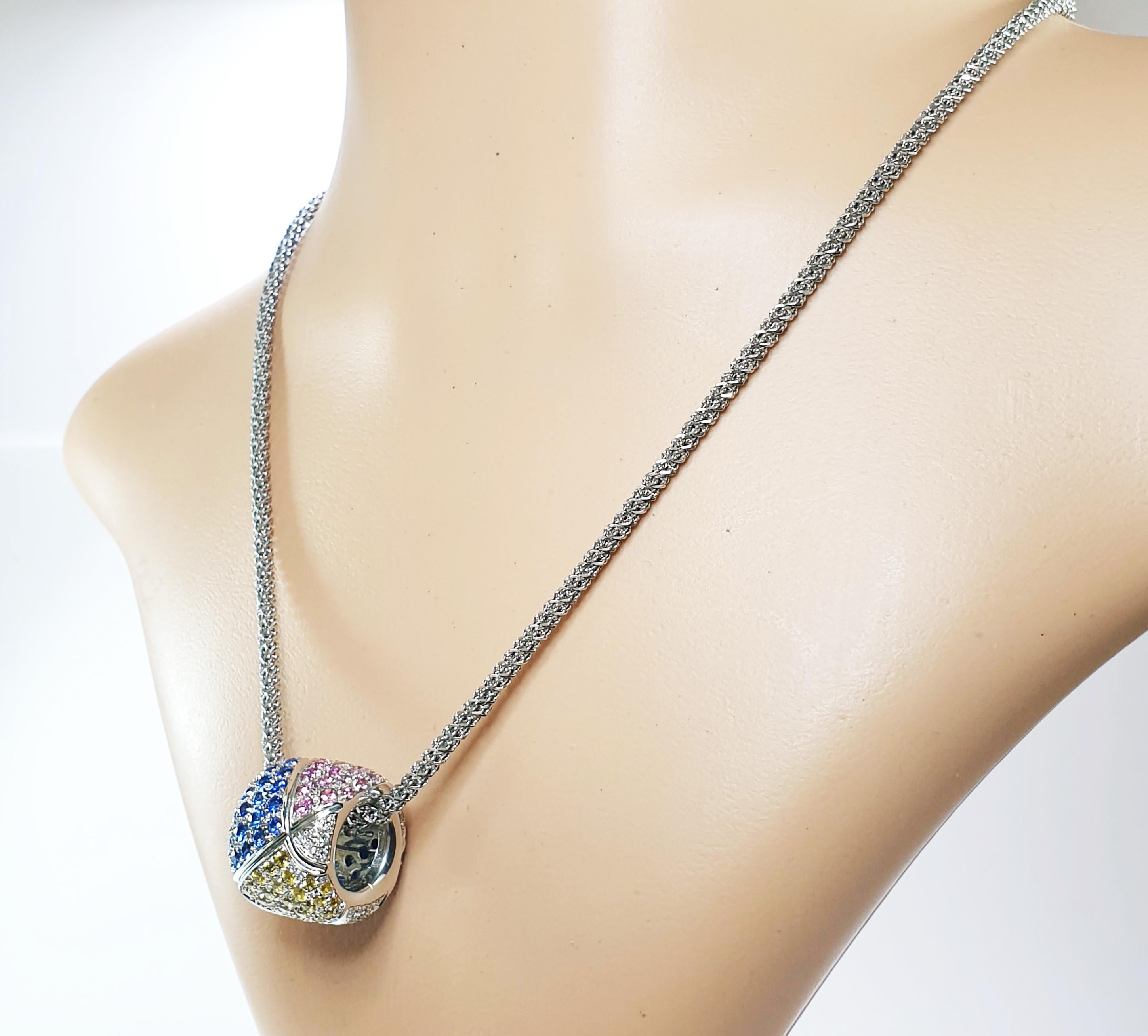Valente Clash Collection 18.6 Carat Multi Sapphires 18k Gold Pendant Necklace In New Condition For Sale In Bilbao, ES