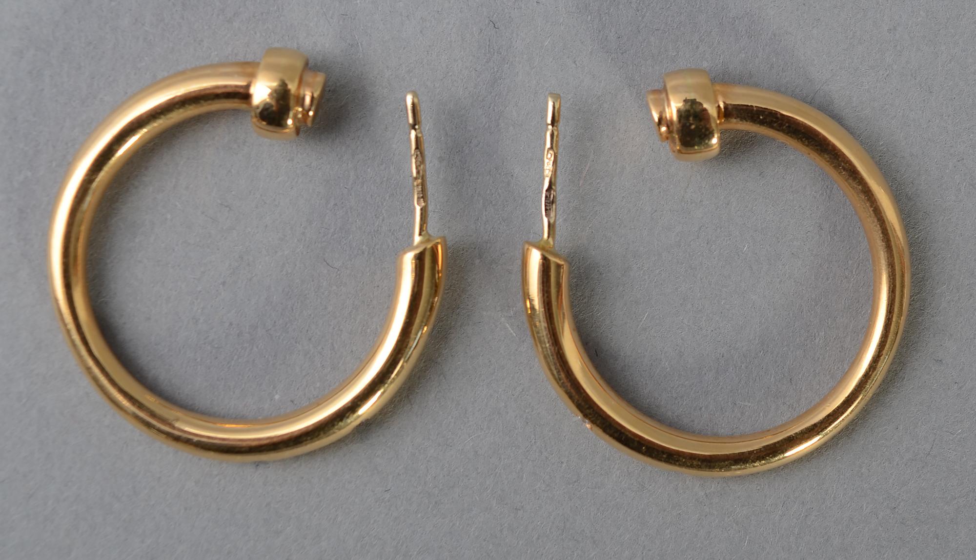 Modern Valente Gold Hoop Earrings with Removable Pendant For Sale