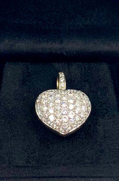 Valente Milano Colgante Corazón de Oro Blanco de 18 quilates con diamantes pavé de 2,6 TCW