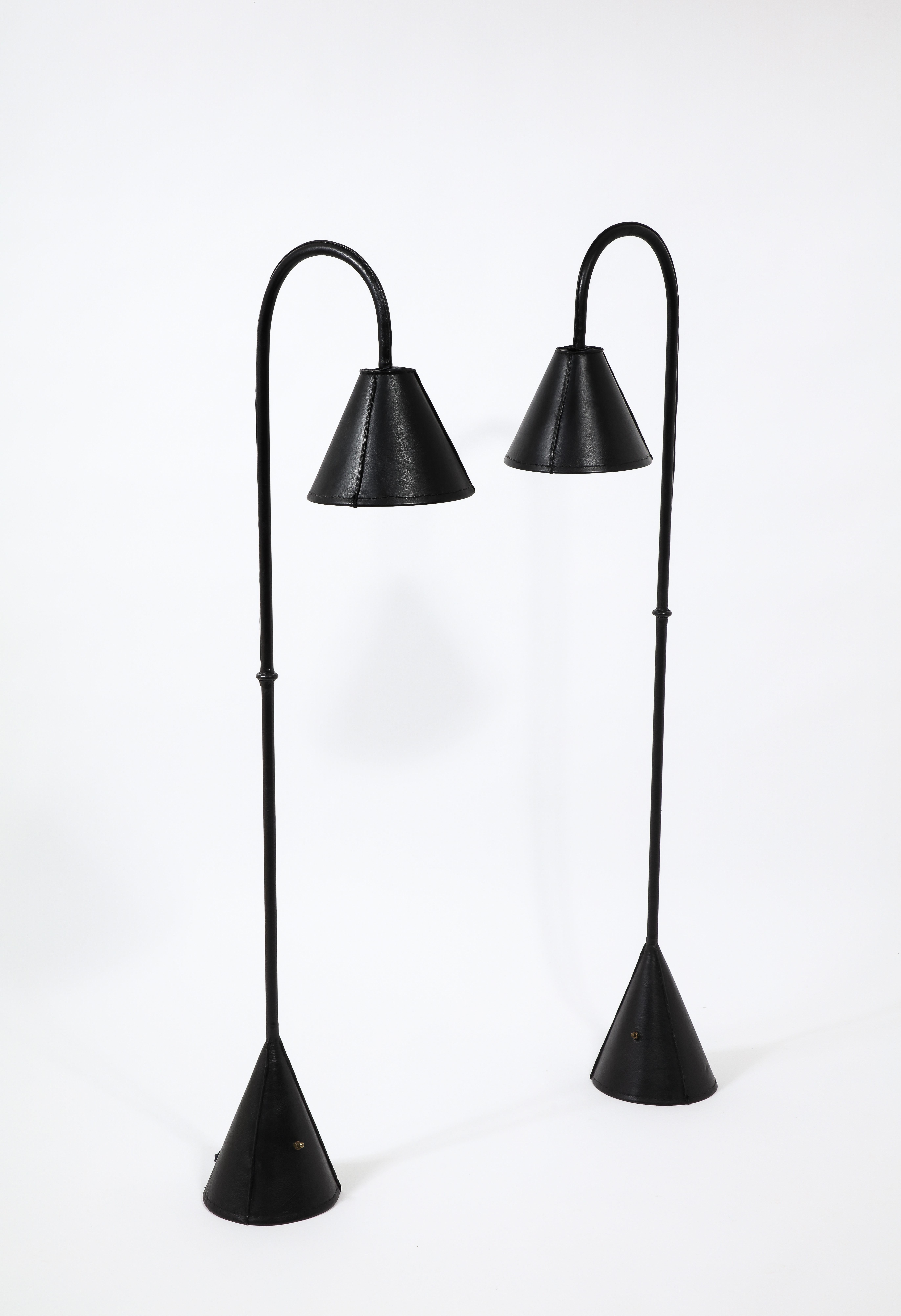 Valenti Reading Lamps in Stitched Leather, France 1960's For Sale 2