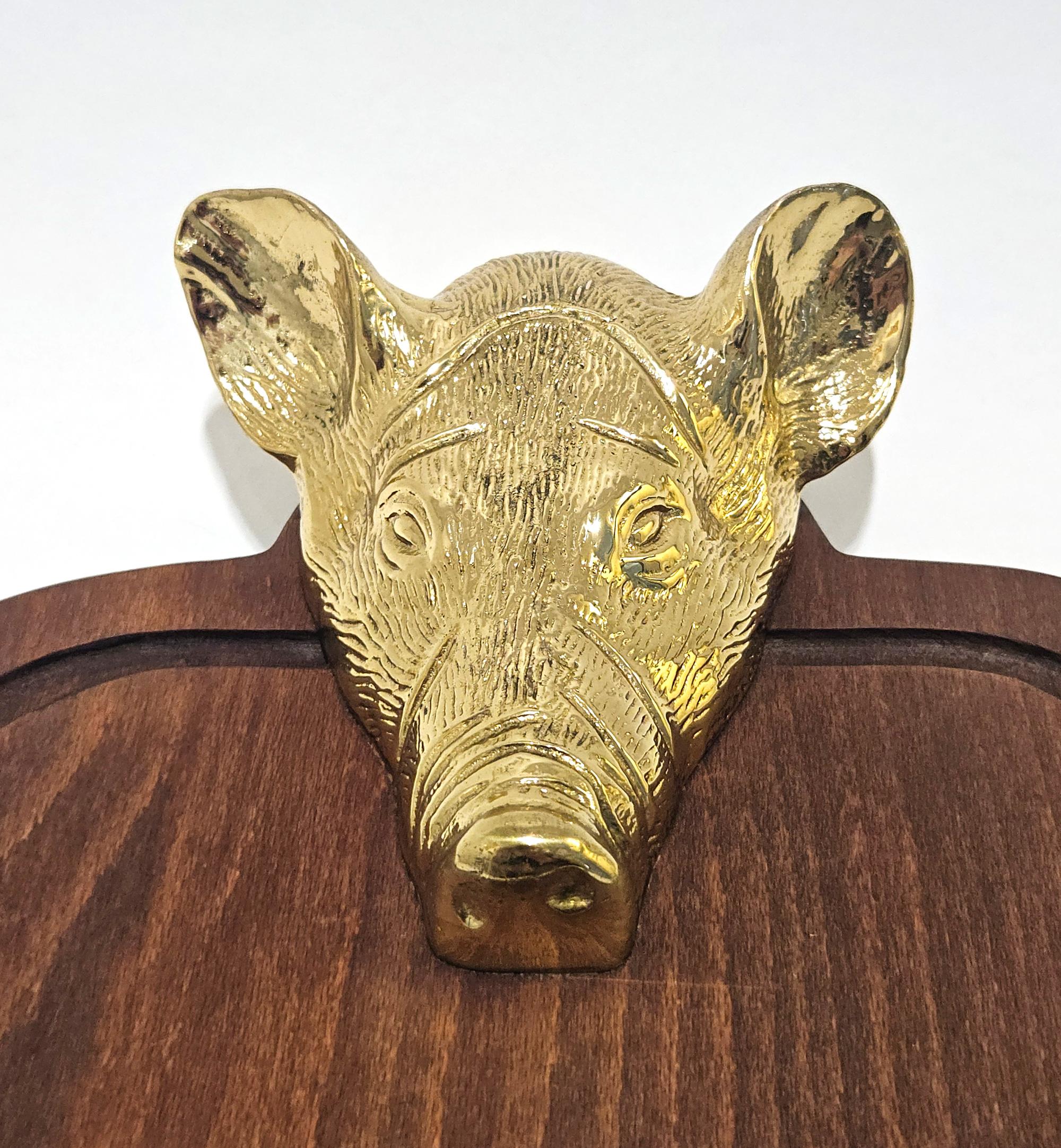 Valenti Gold Plated Wild Boar / Pig Mid Century Carving Set, Spain, c. 1970 In Good Condition For Sale In London, GB