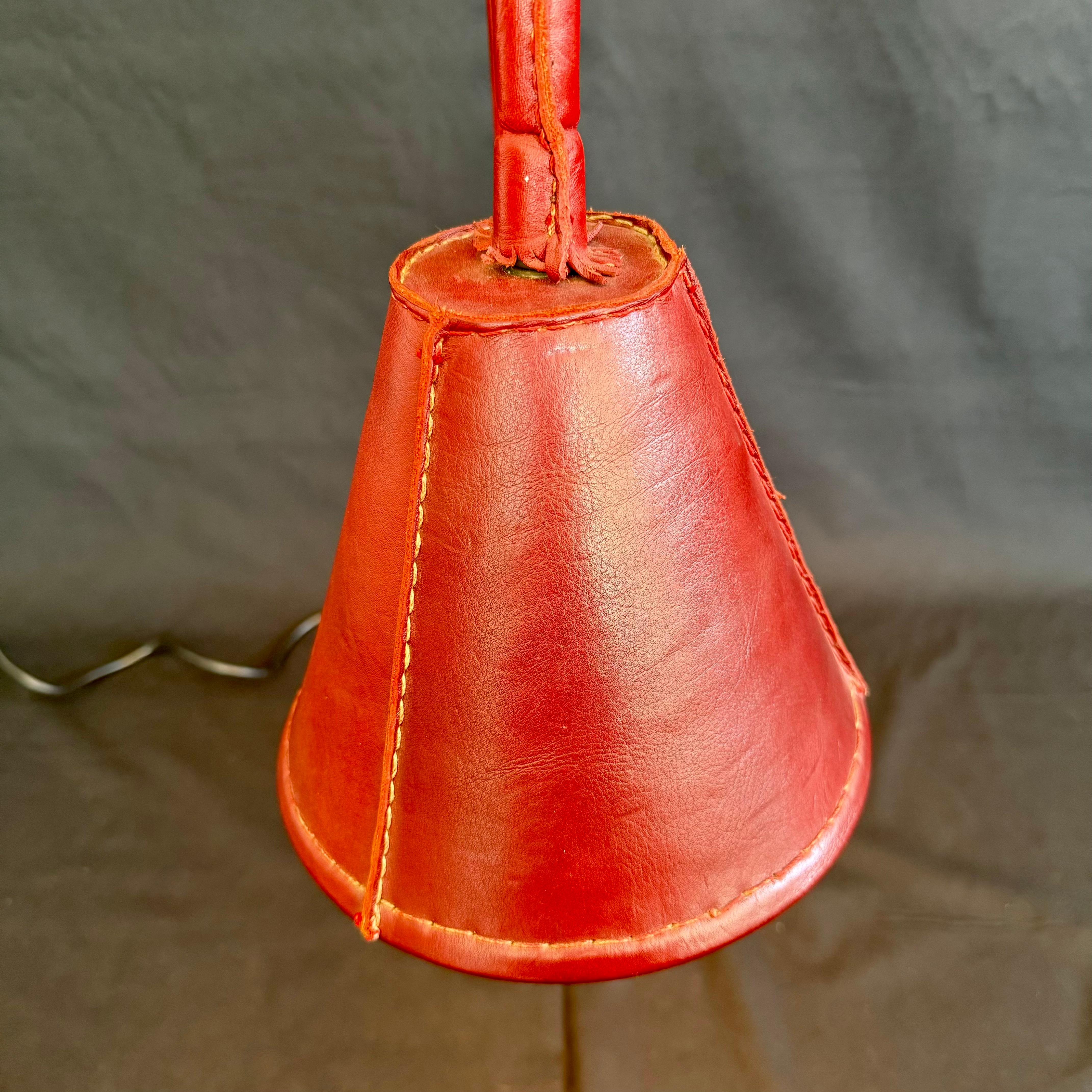 Mid-Century Modern Oxblood Leather Table Lamp in the Style of Jacques Adnet, 1970s Spain For Sale