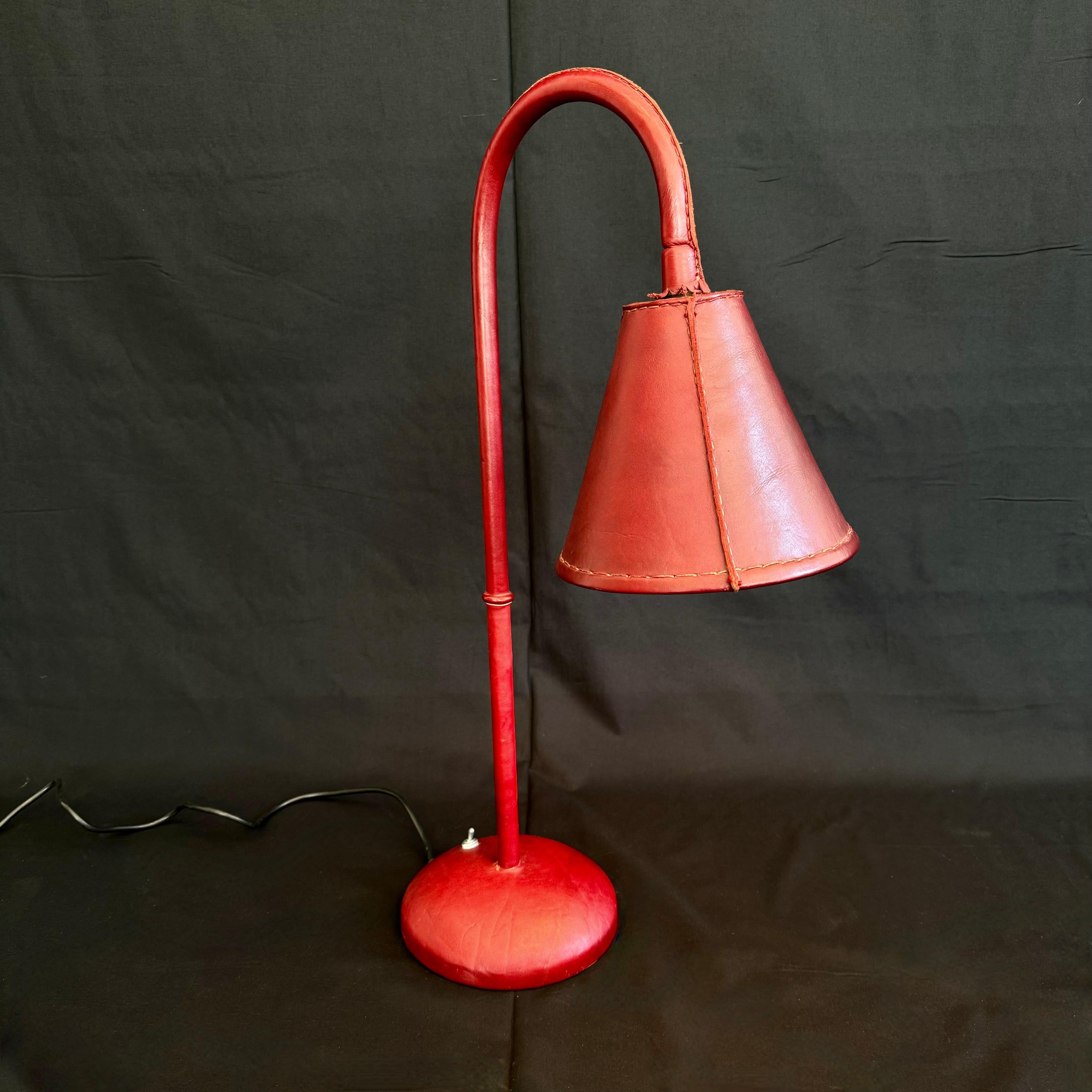 Spanish Oxblood Leather Table Lamp in the Style of Jacques Adnet, 1970s Spain For Sale