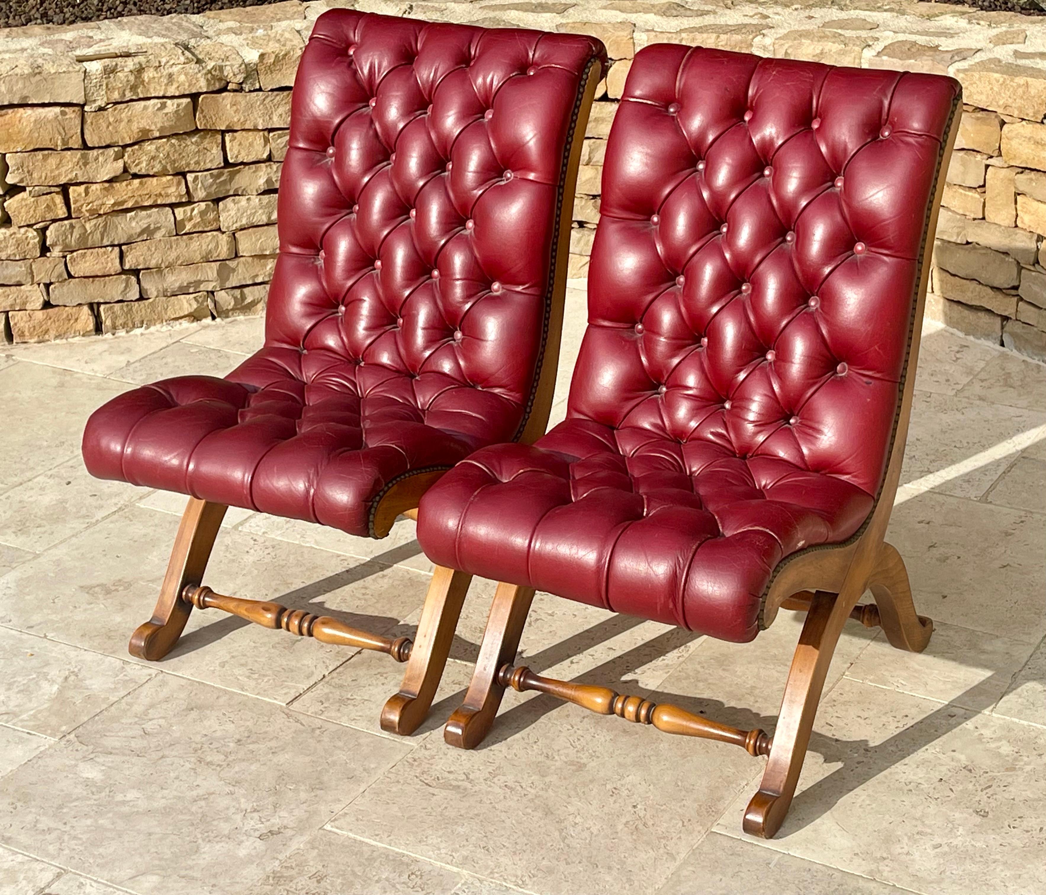 Cuir Valenti - Paire de chaises à pantoufles en vente