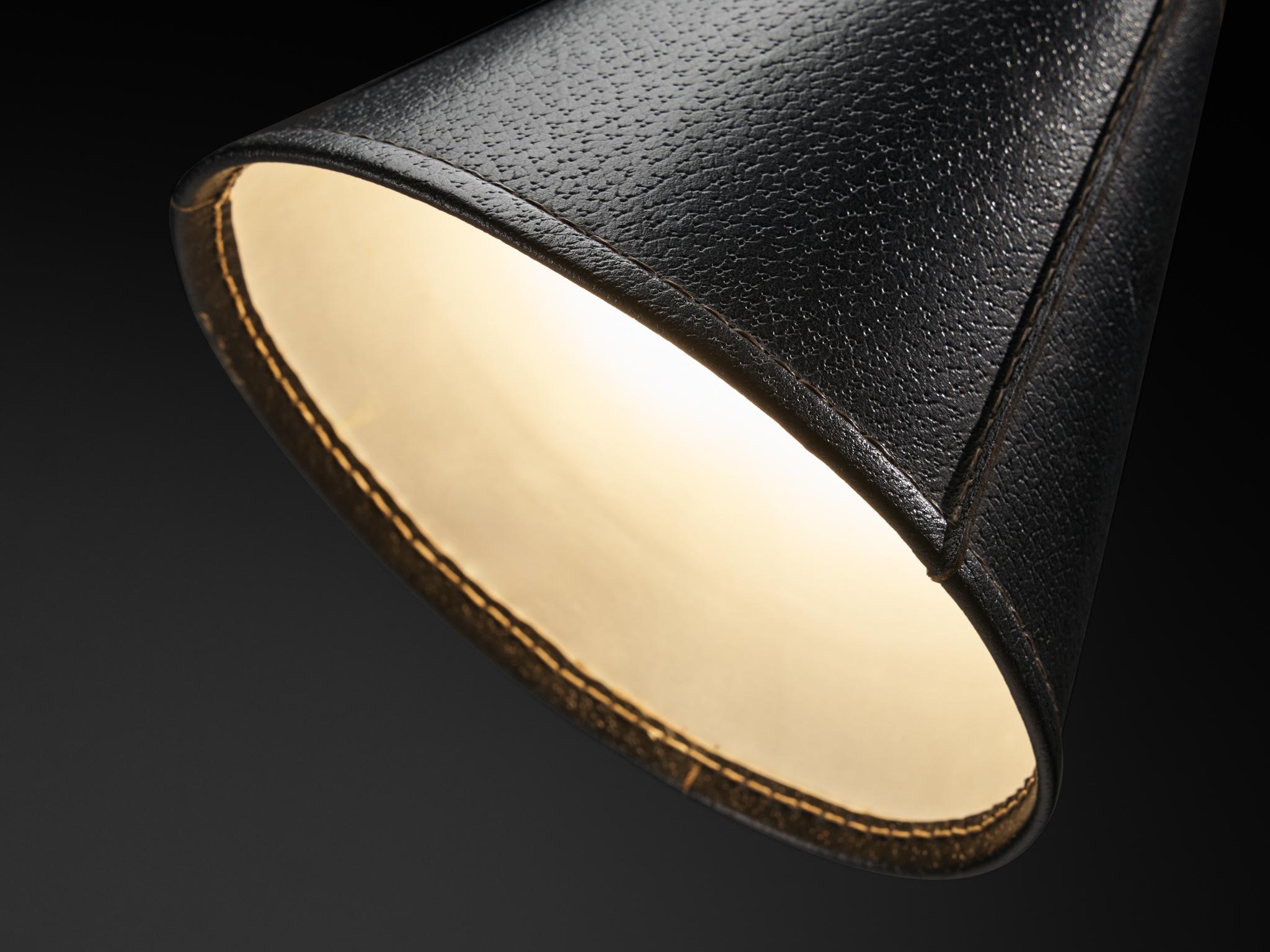 Valentí Spanish Floor Lamp in Black Stitched Saddle Leather In Good Condition For Sale In Waalwijk, NL