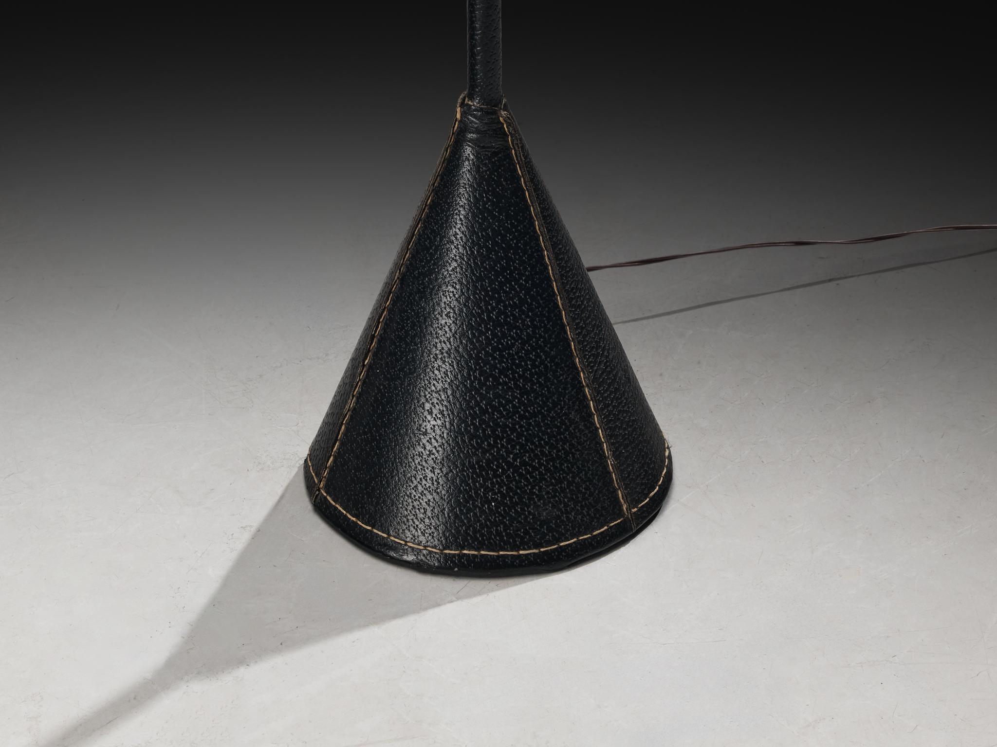 Valentí Spanish Floor Lamp in Black Stitched Saddle Leather For Sale 1