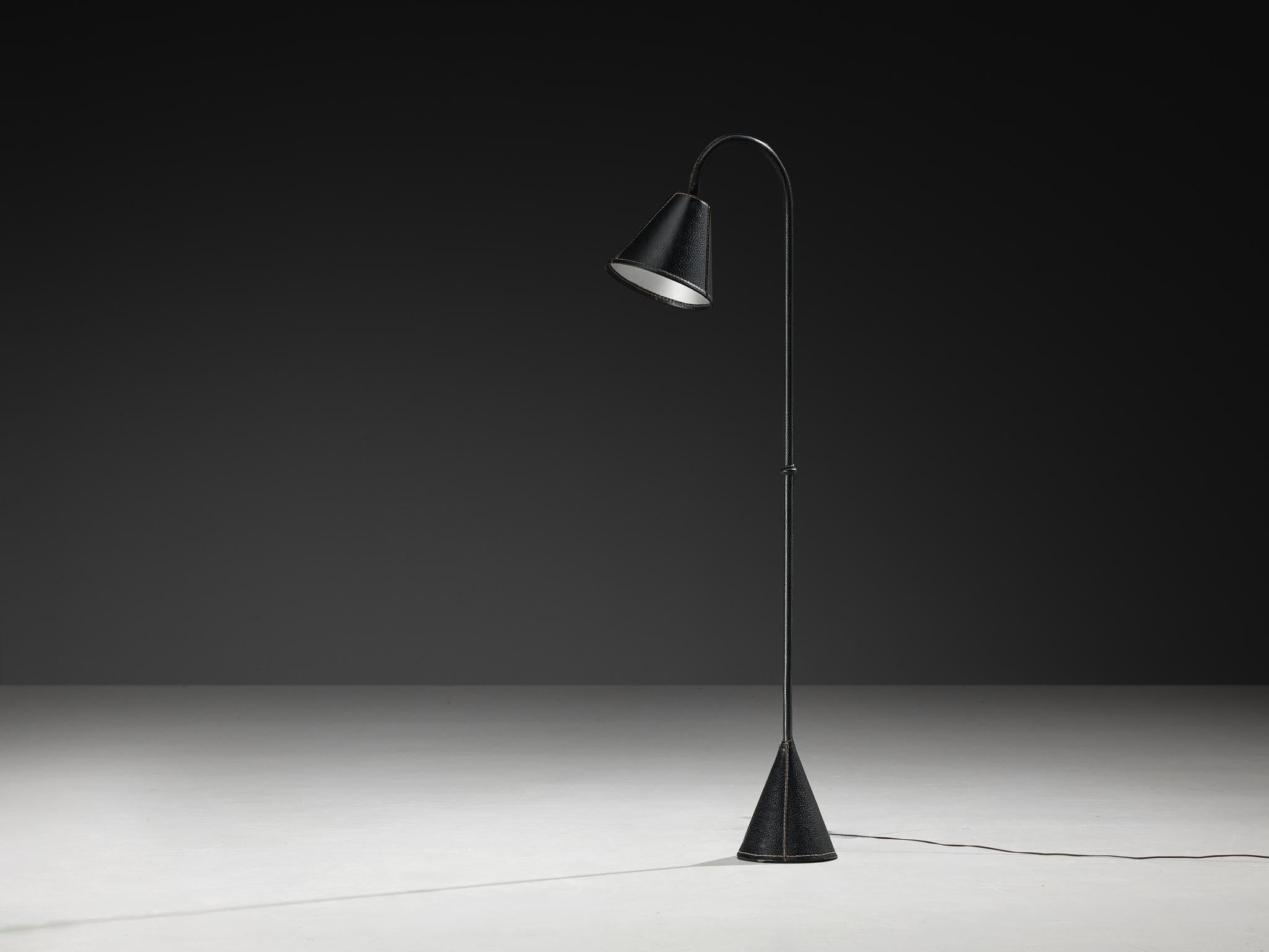 Valentí Spanish Floor Lamp in Black Stitched Saddle Leather For Sale 3