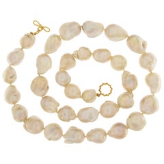 Valentin Magro Baroque Freshwater Pearls Necklace