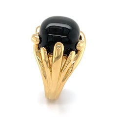 Black Onyx Fluted 18K Yellow Gold Ring