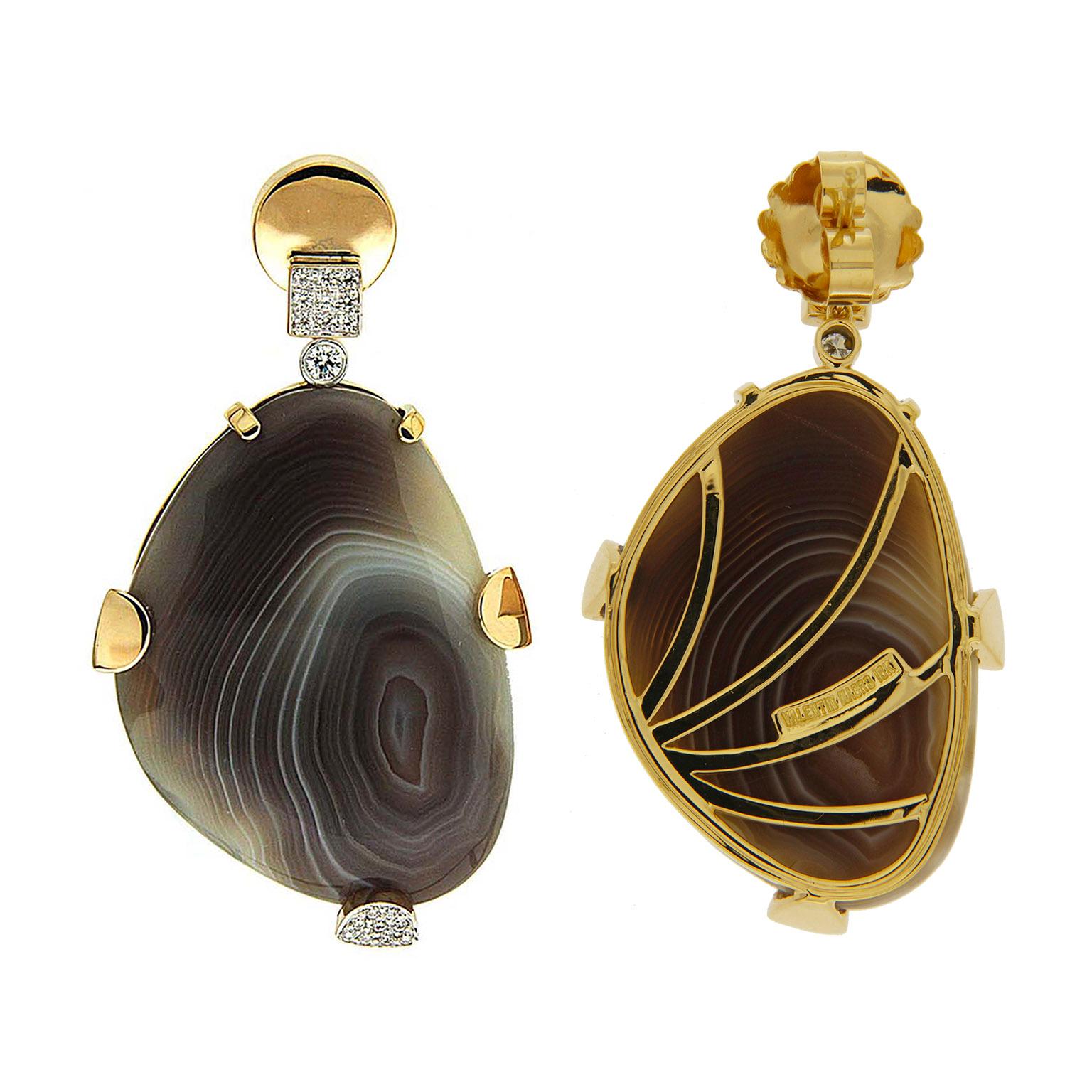 Valentin Magro Botswana Agate Diamond Drop Earrings bring light to shadow. Its showpiece is special-cut Botswana agate, with white rings in a deep brown background. Round brilliant cut diamonds and 18k yellow gold shapes make lustrous counterpoints