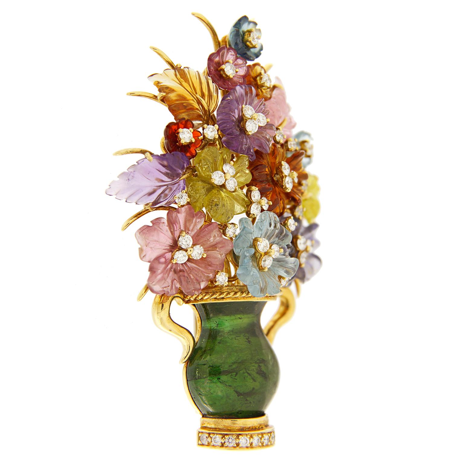 Green Tourmaline Flower Vase Brooch In New Condition For Sale In New York, NY