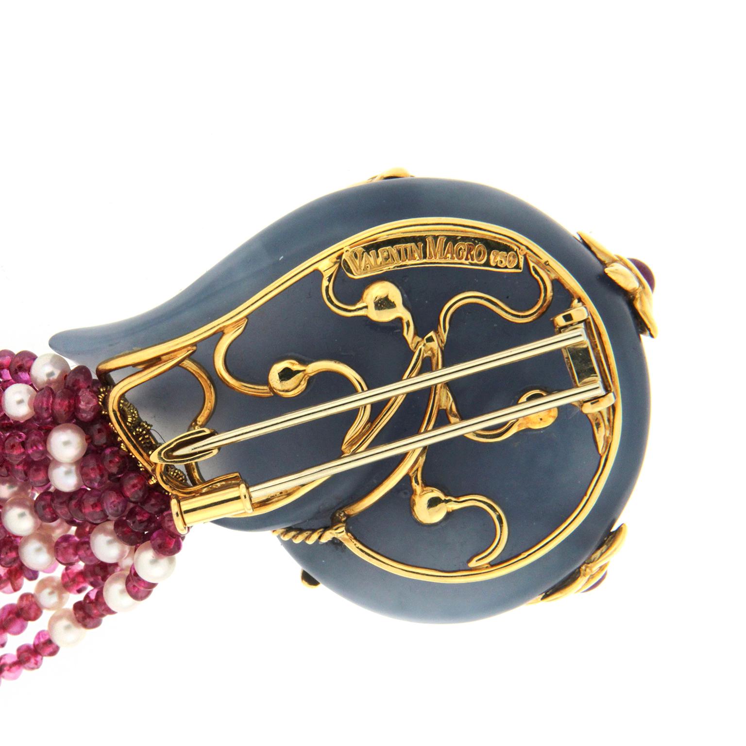 Chalcedony Pearl Ruby Diamond 18K Yellow Gold Snail Brooch In New Condition For Sale In New York, NY