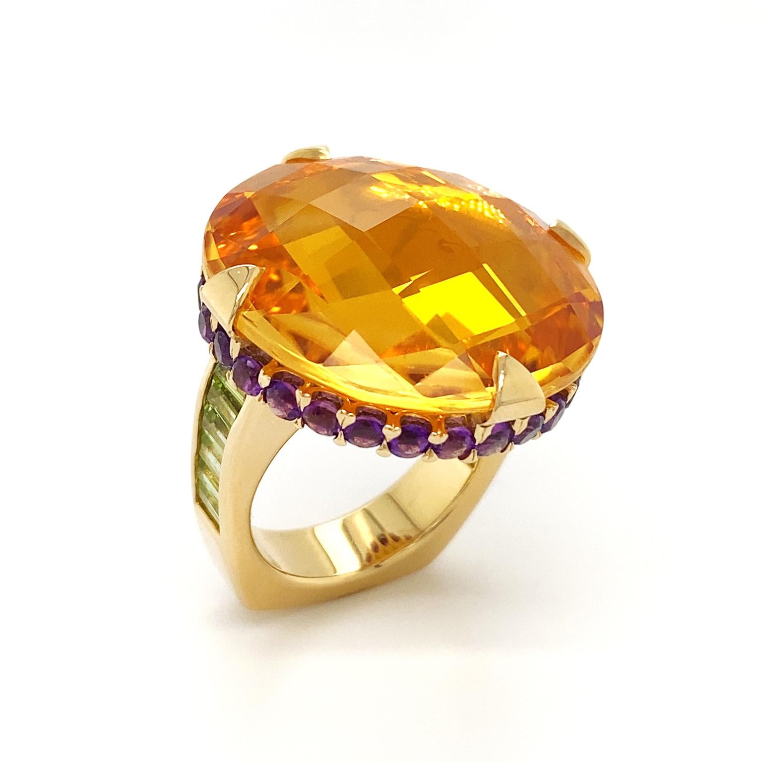 Checkerboard Citrine, Amethyst, and Peridot 18K Yellow Gold Ring For Sale