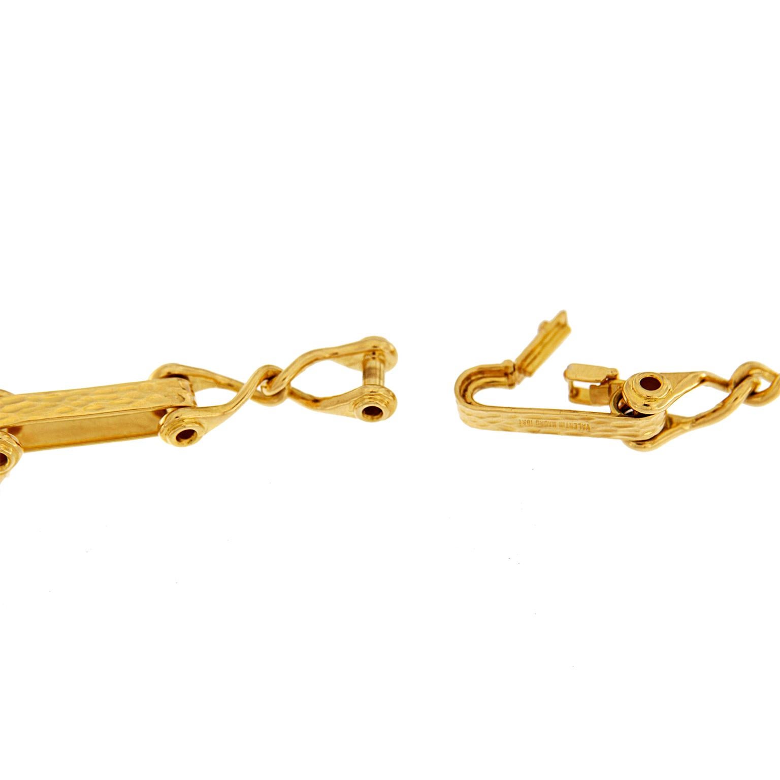 Valentin Magro Cleat Textured Gold Necklace In New Condition In New York, NY