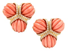 VALENTIN MAGRO Clips On Earrings In 18Kt Yellow Gold Fluted Corals 
VS Diamonds