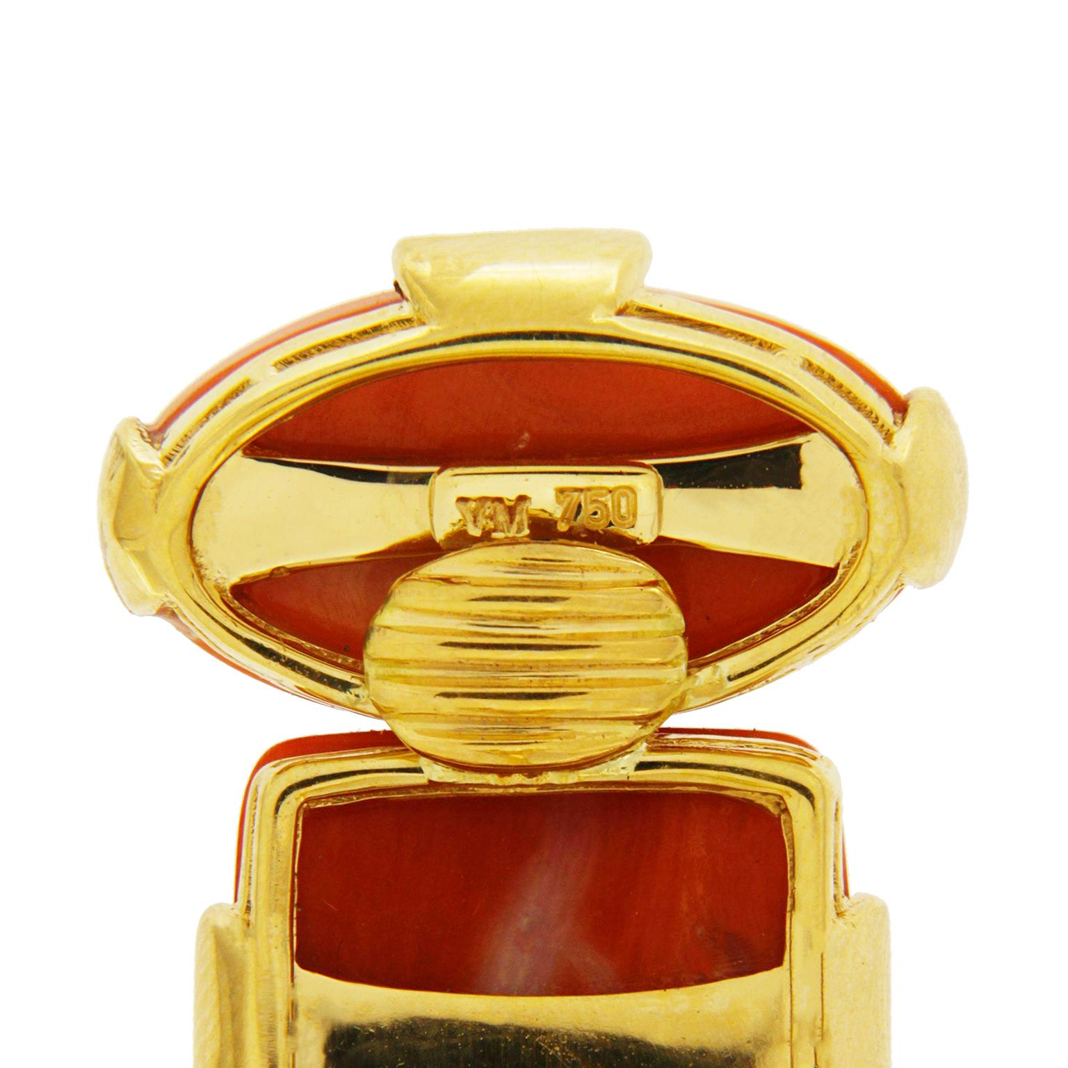 Valentin Magro Coral 18 Karat Yellow Gold Earrings In New Condition In New York, NY